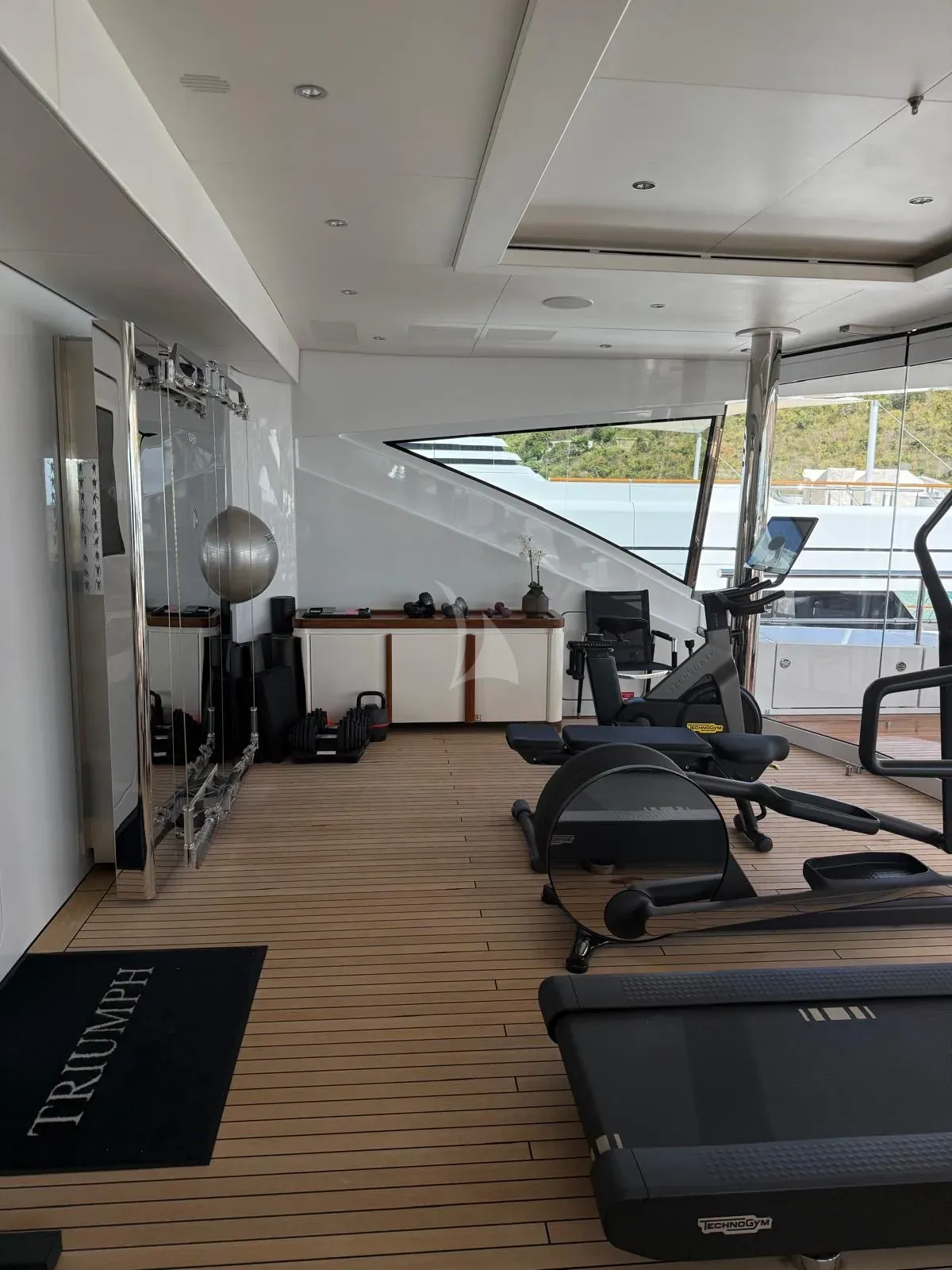 TRIUMPH Charter Yacht