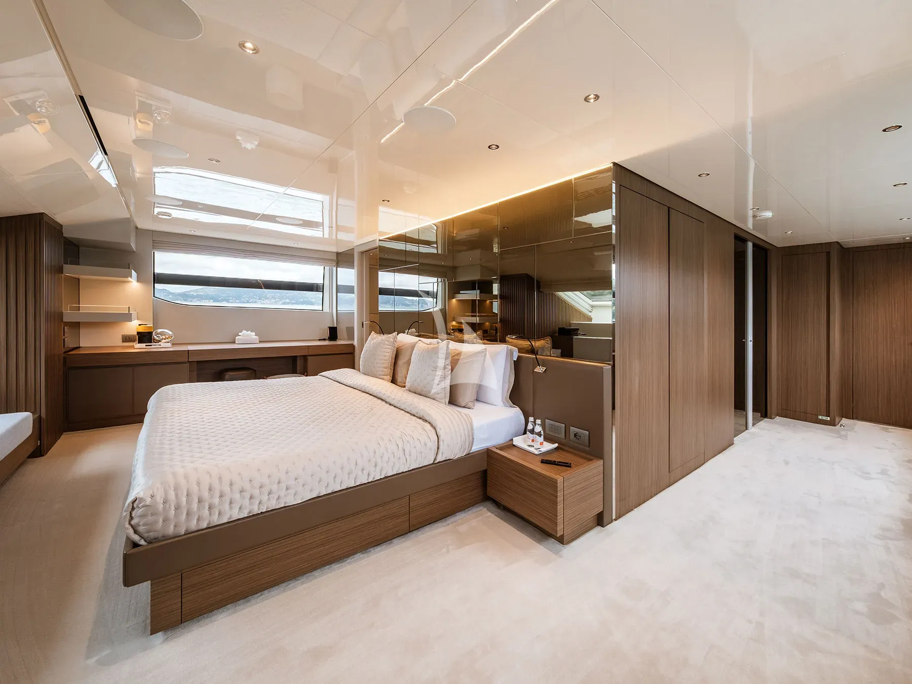 ARESYA Charter Yacht