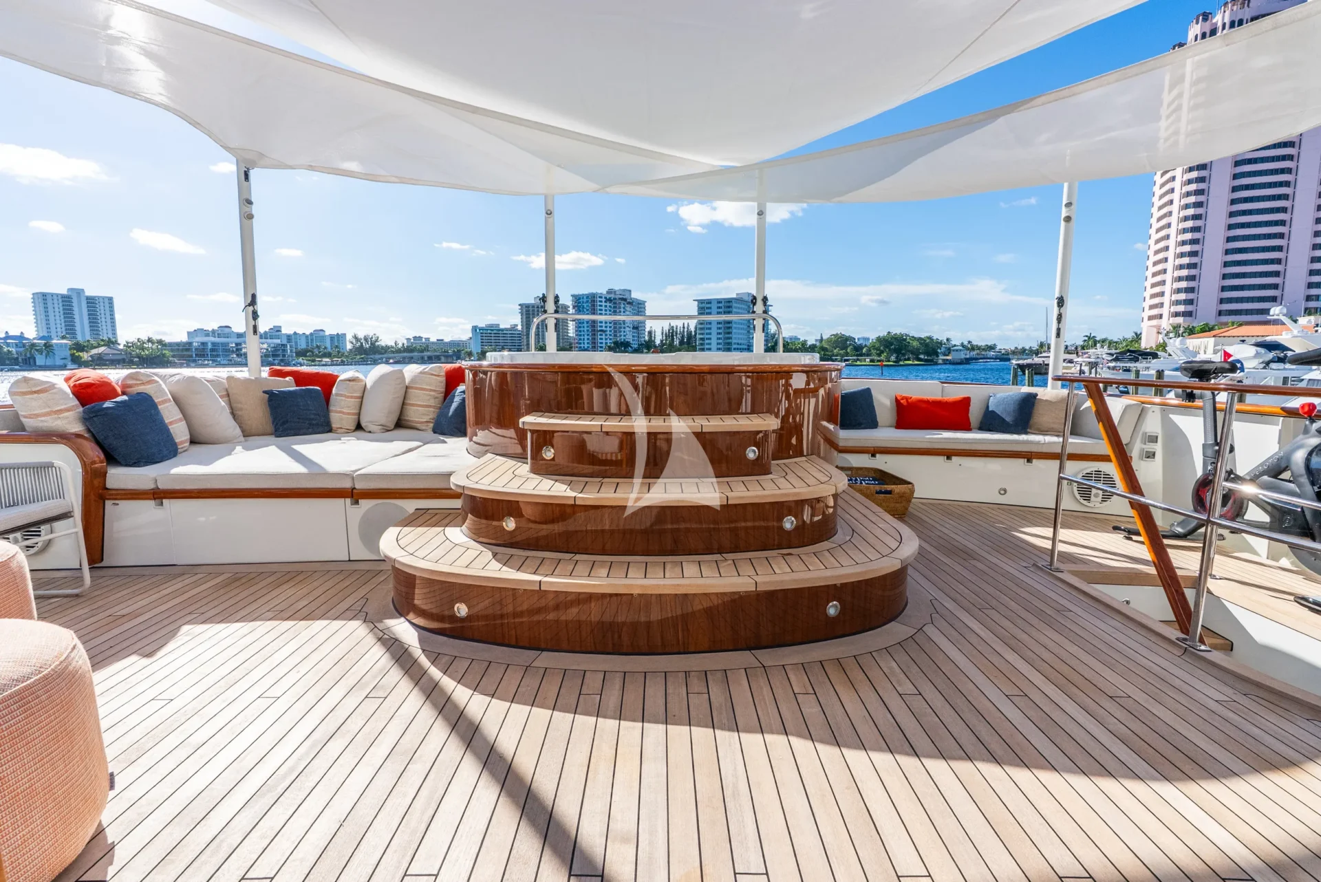 CALYPSO Charter Yacht
