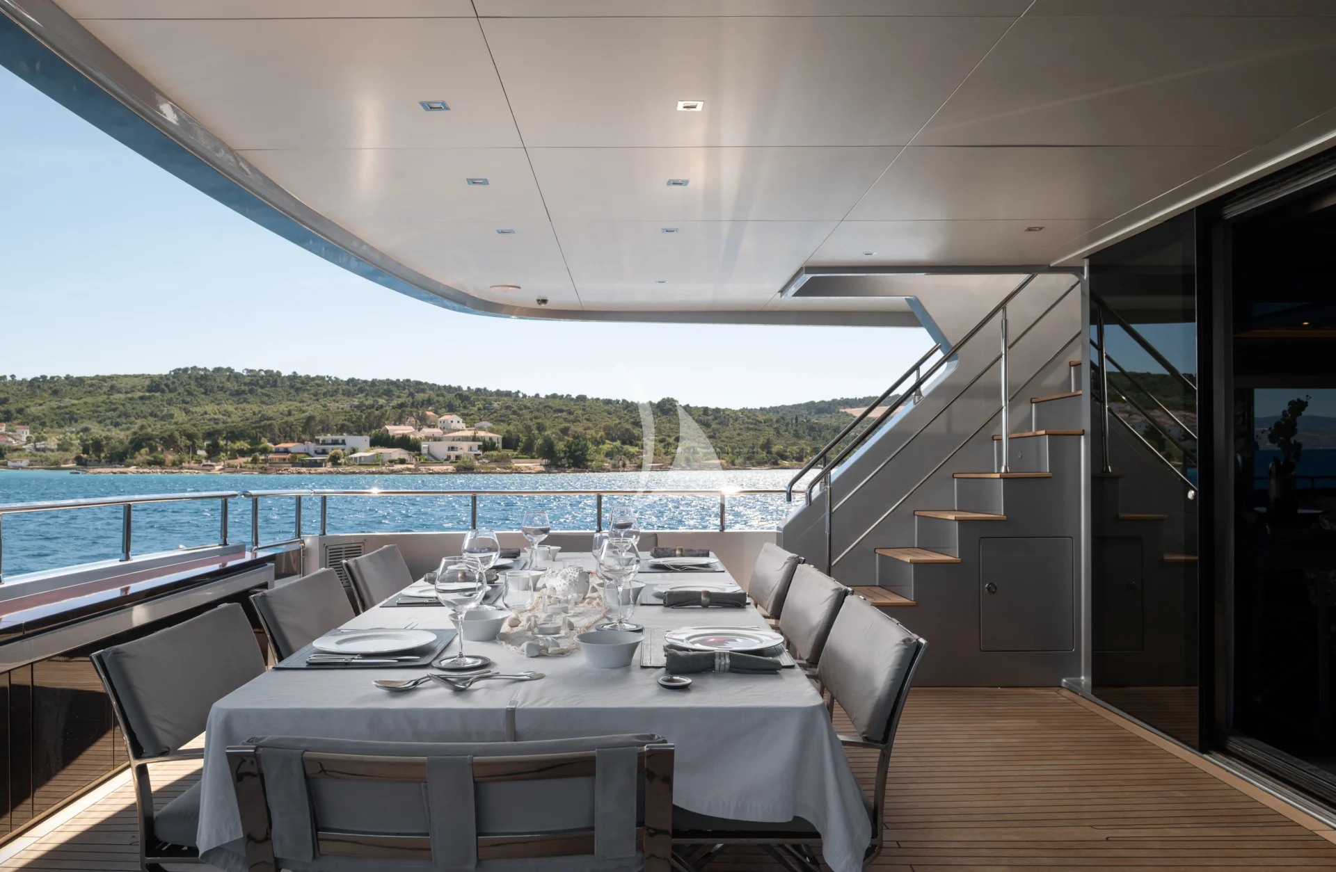 SMOOTH OPERATOR Charter Yacht