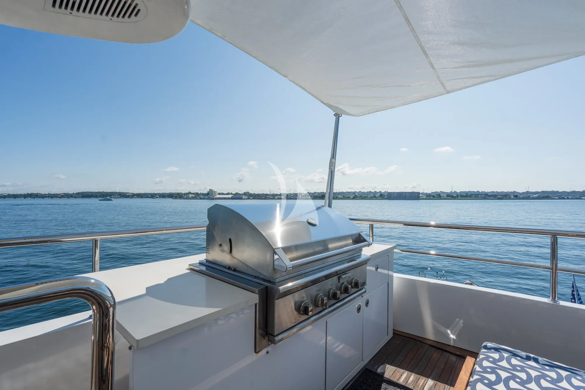 TANZANITE Charter Yacht
