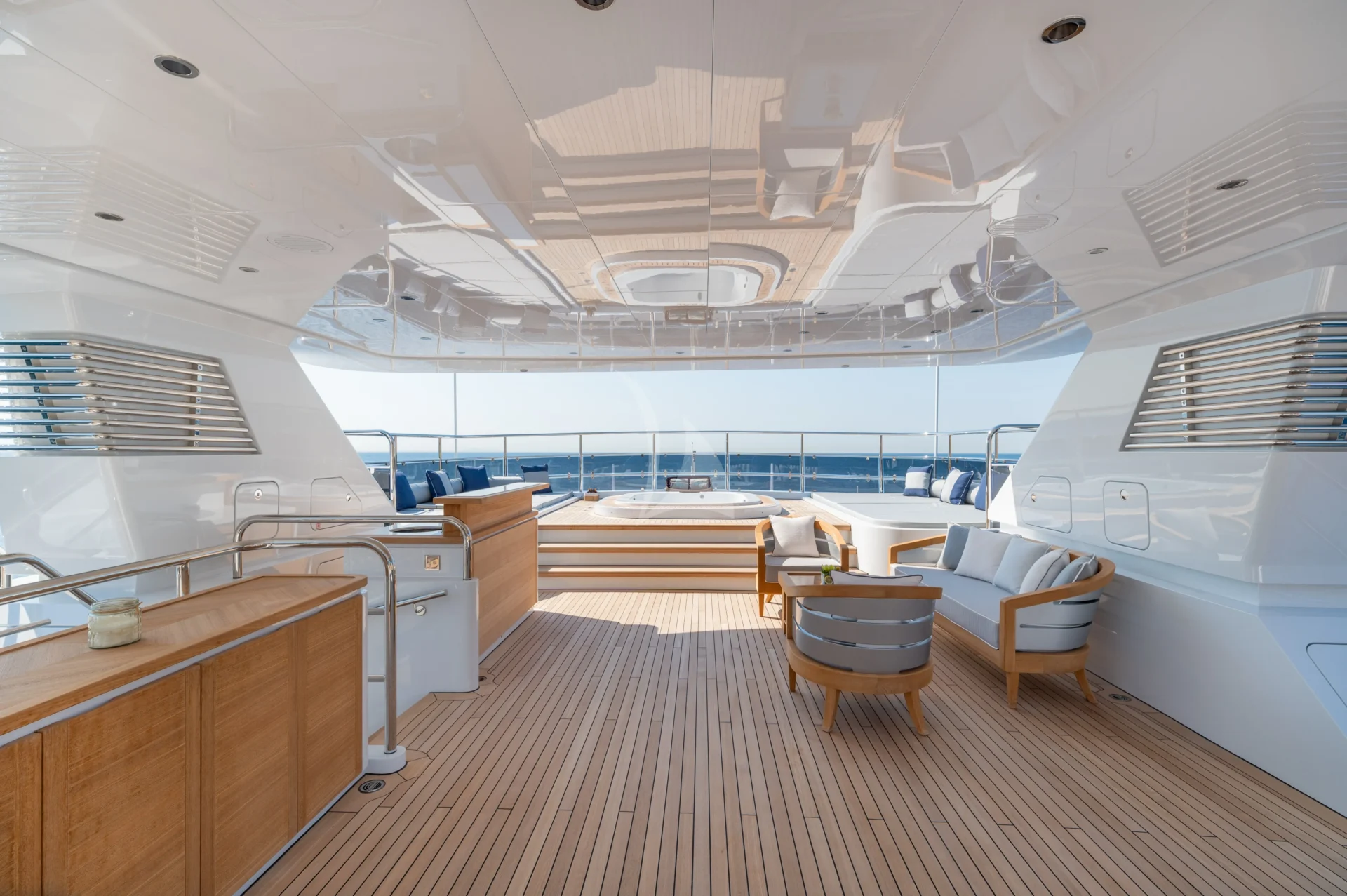 BOJI Charter Yacht