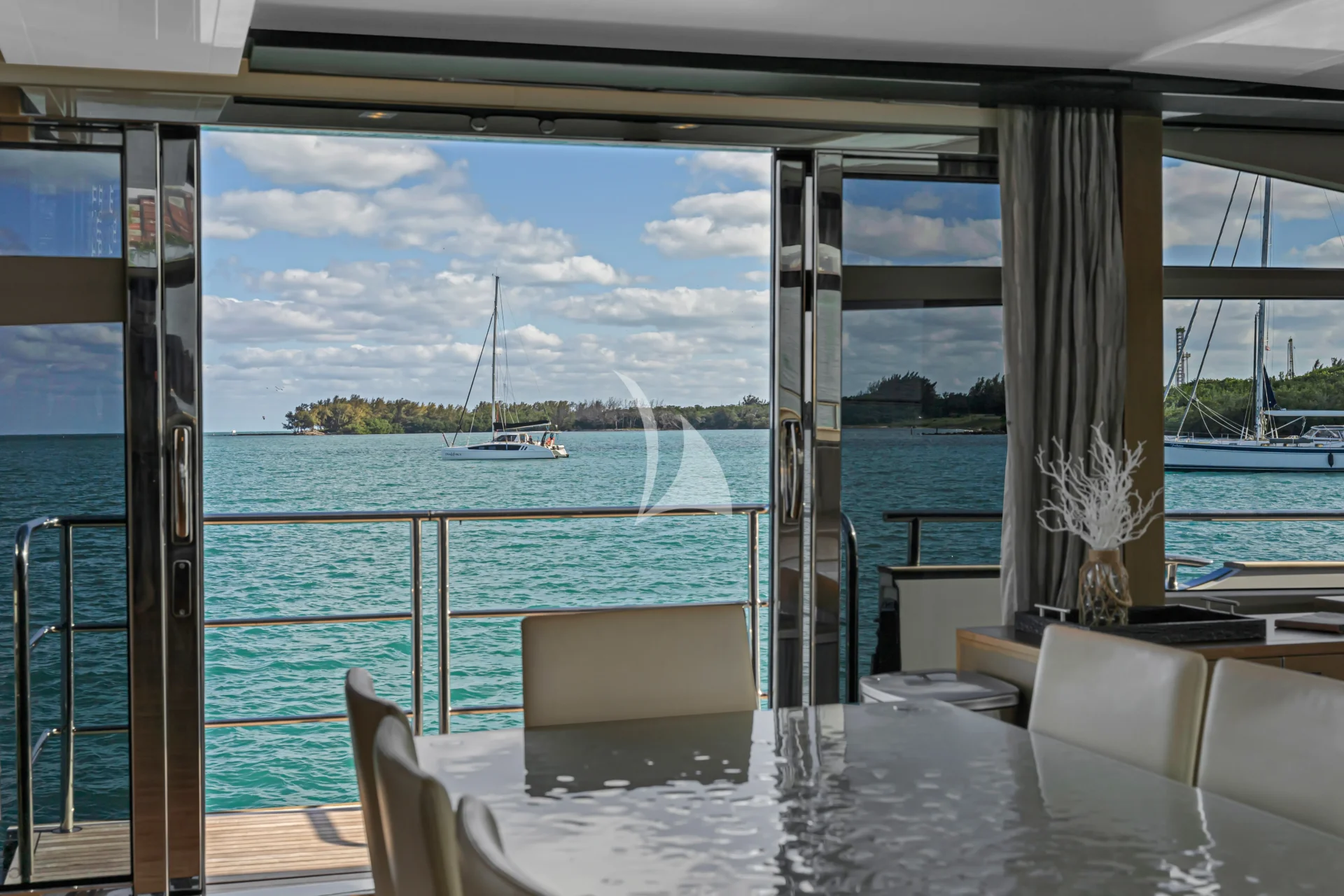 FREEDOM Charter Yacht