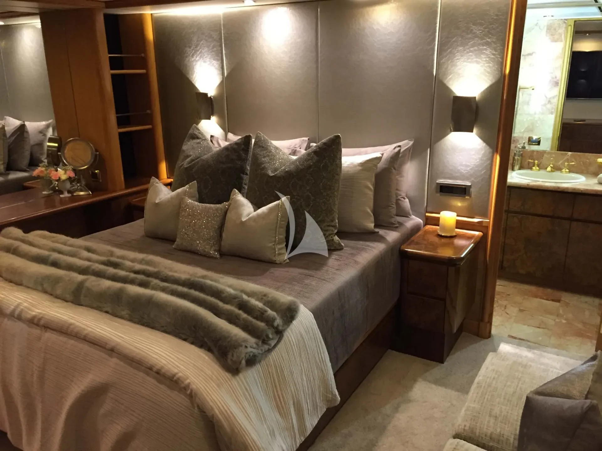 GRAND ILLUSION Charter Yacht