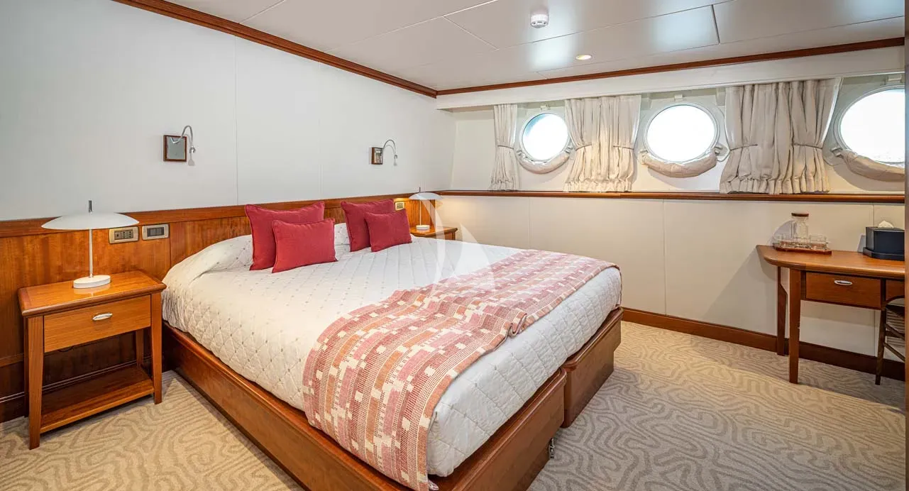 ASTERIA Charter Yacht