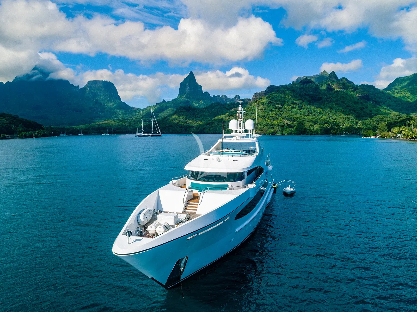BIG SKY Charter Yacht