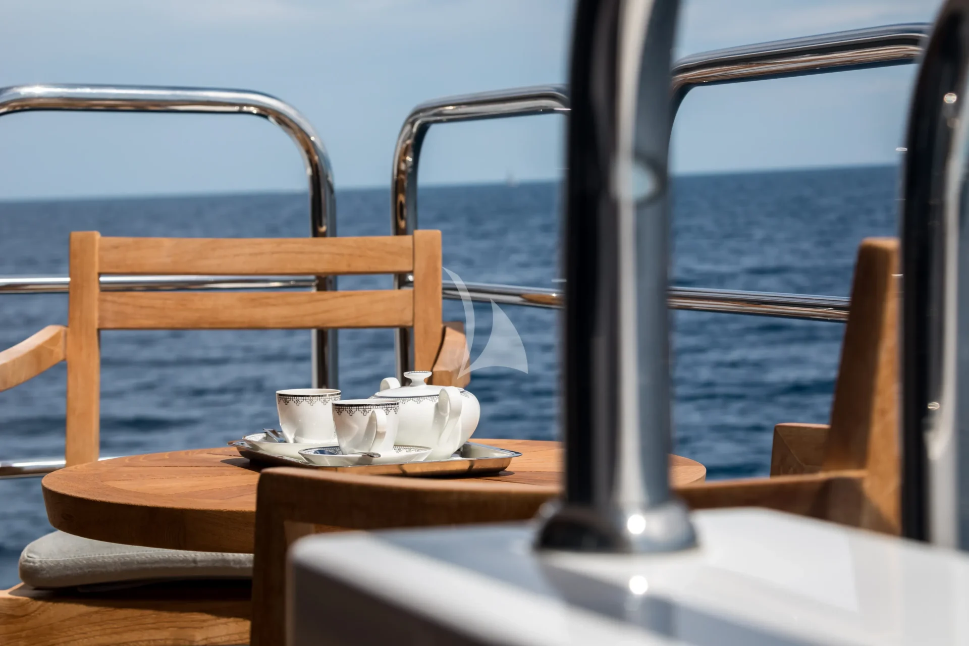 ARADOS Charter Yacht