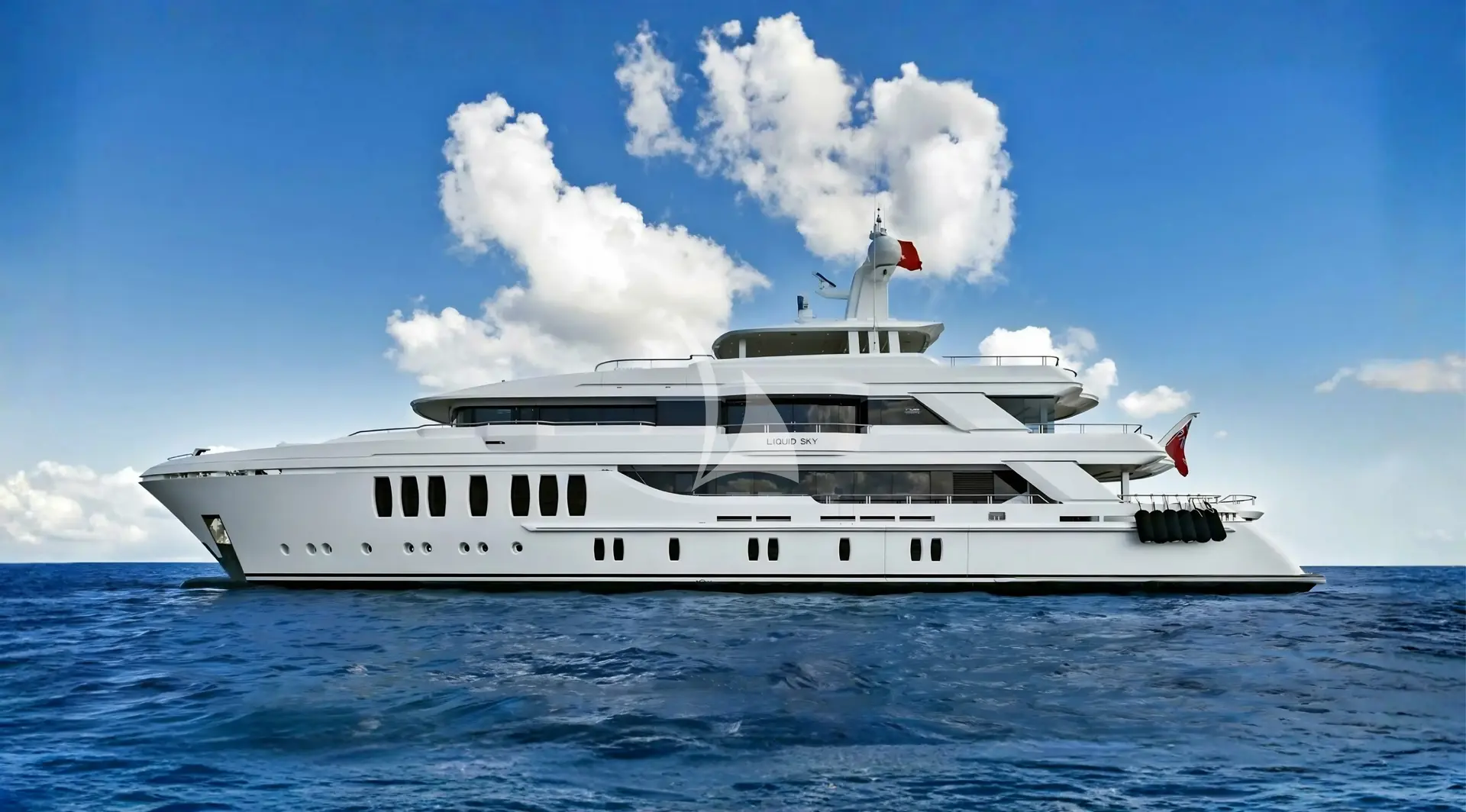 LIQUID SKY Charter Yacht