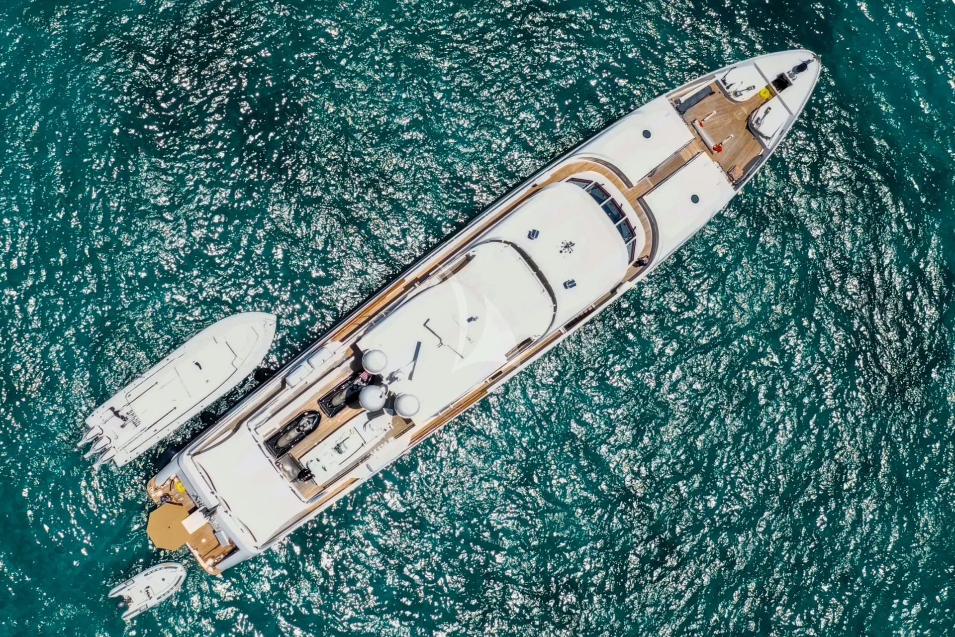 ARTEMIS Charter Yacht