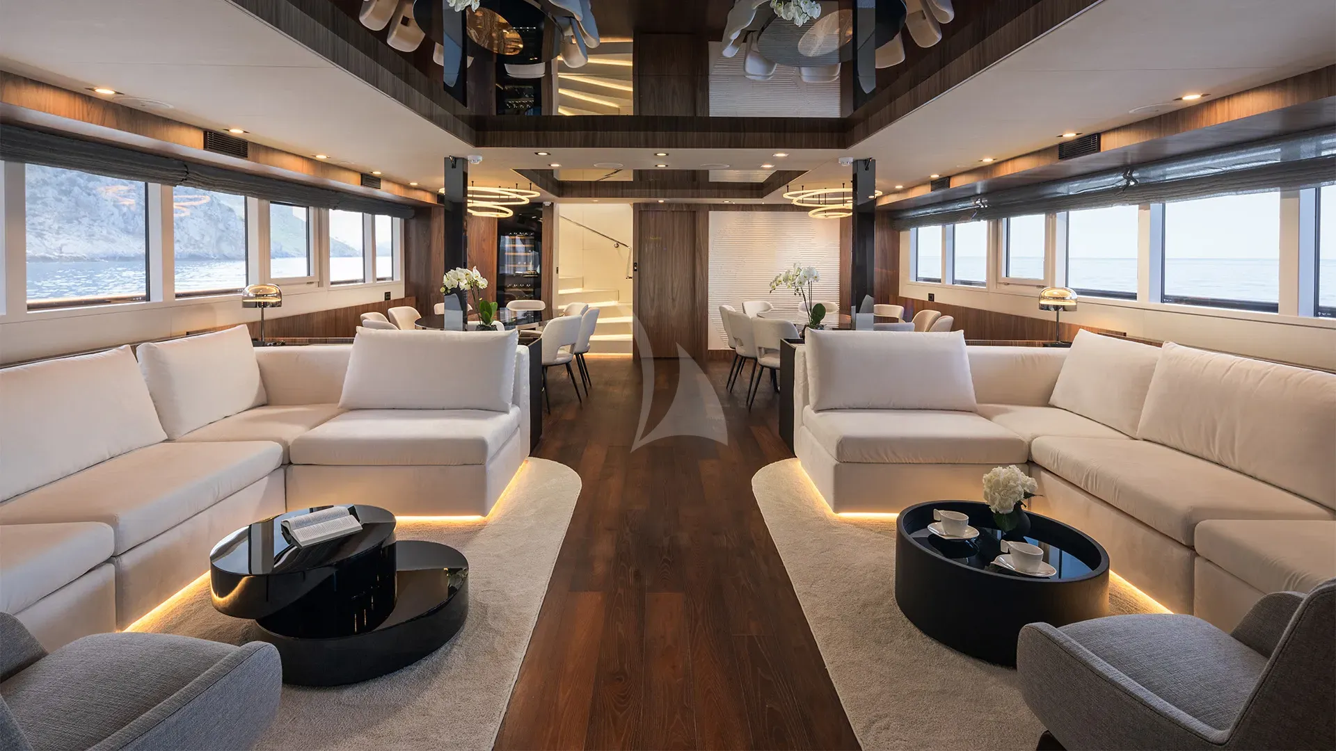 BLACK SWAN Charter Yacht