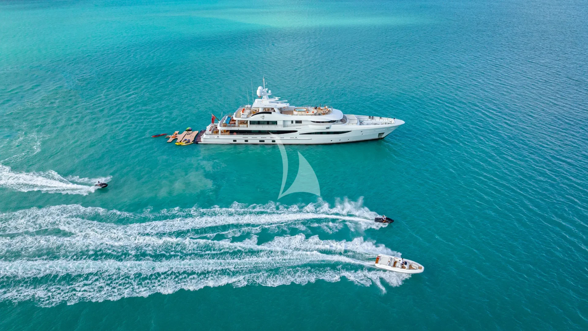 DEEP BLUE Charter Yacht