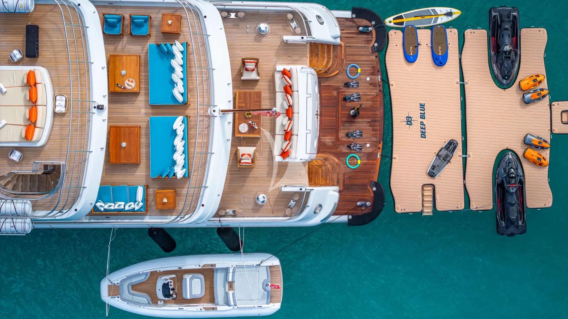 DEEP BLUE Charter Yacht