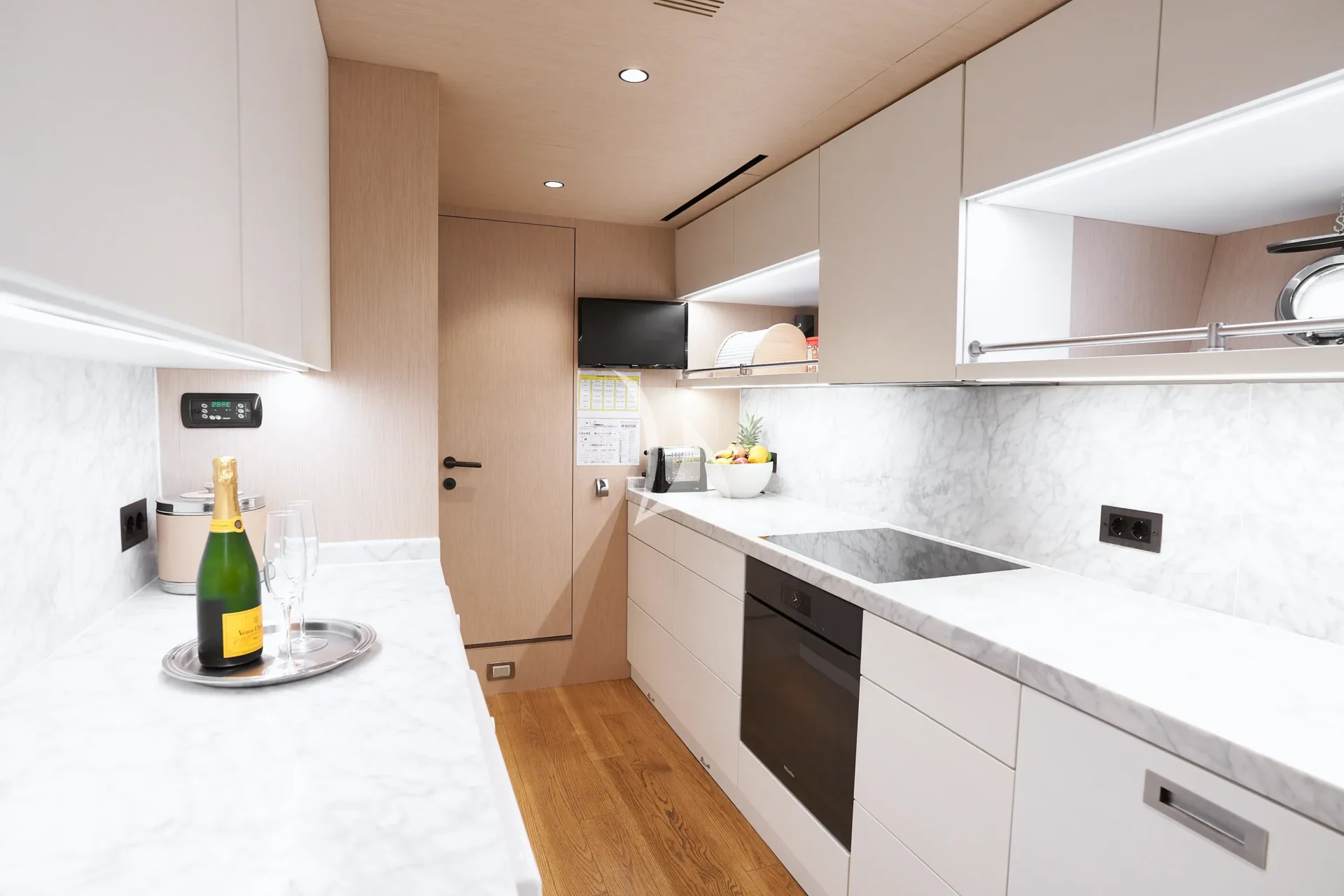 NEOPRENE Charter Yacht