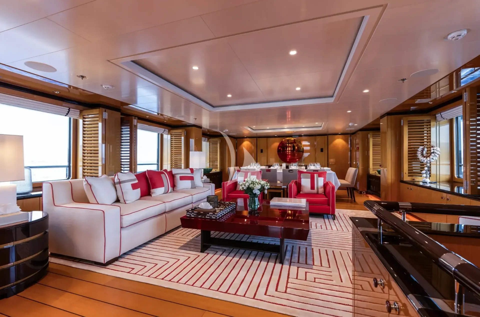 DEEP BLUE Charter Yacht