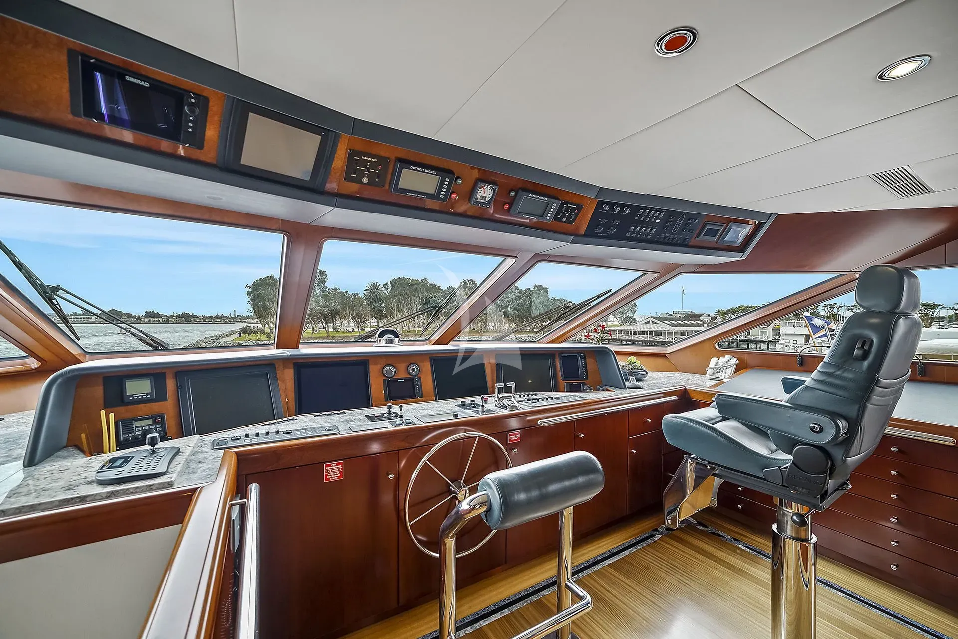 ARTEMIS Charter Yacht