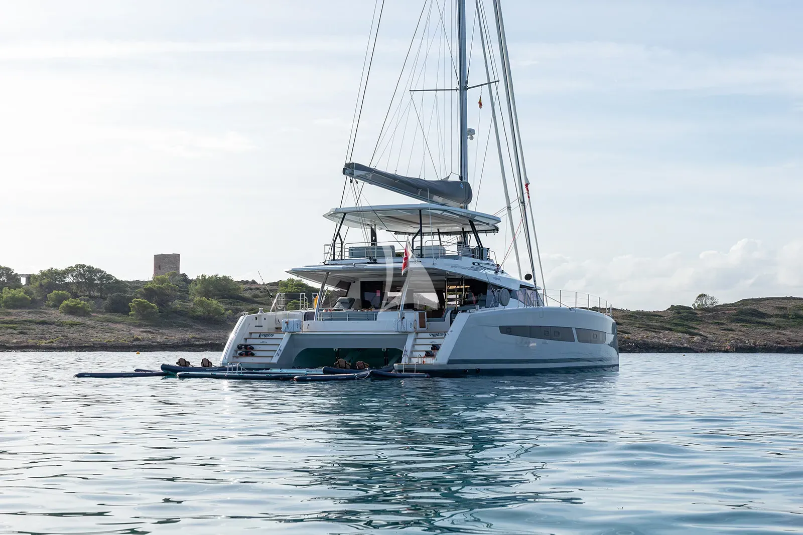 VAGATOR Charter Yacht