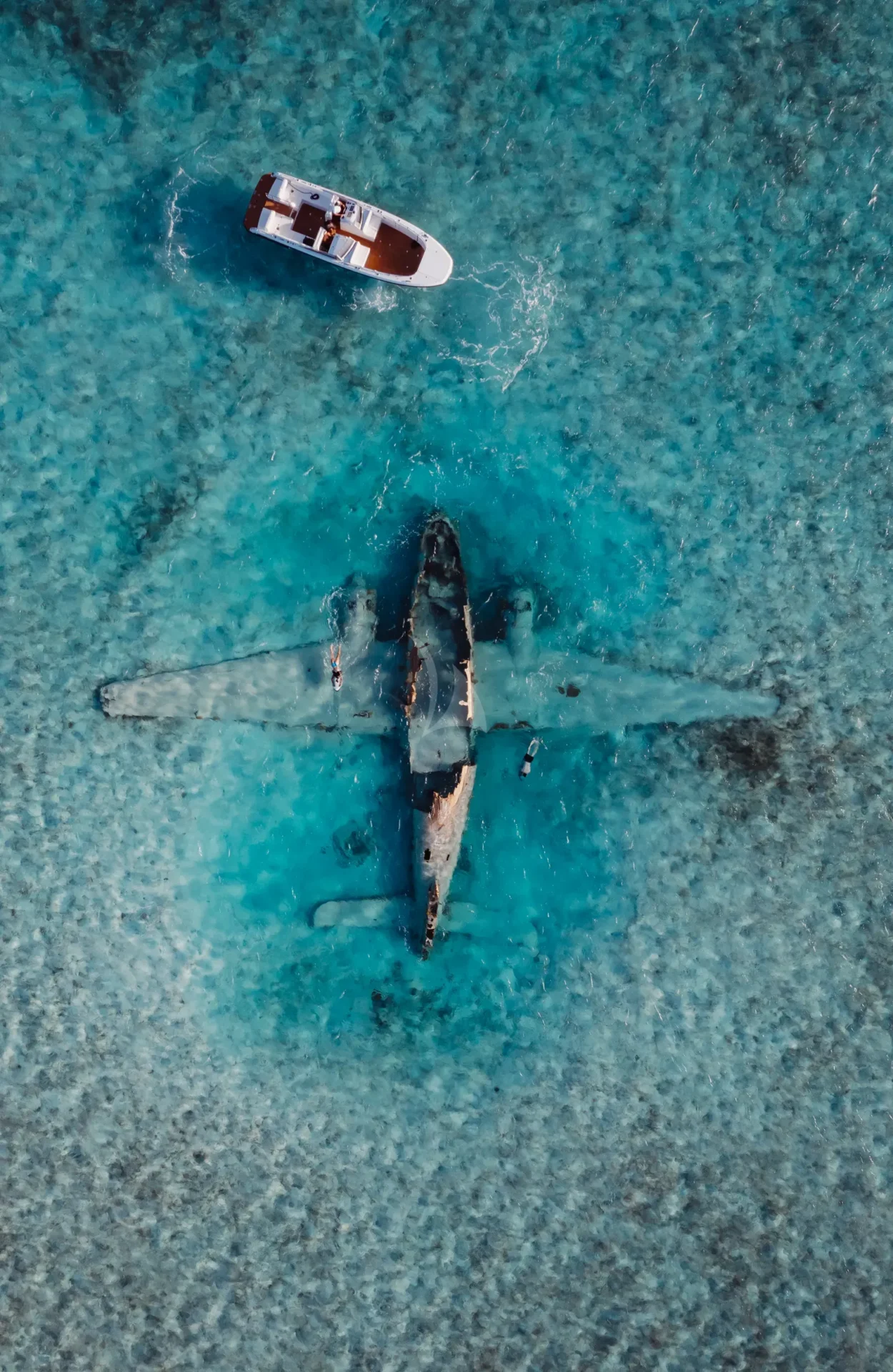 HUNTRESS Charter Yacht