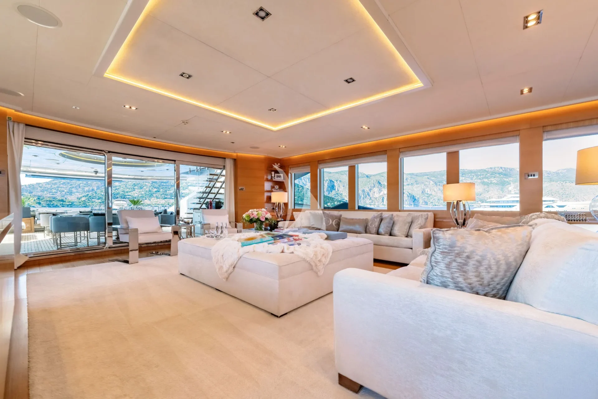 DB9 Charter Yacht