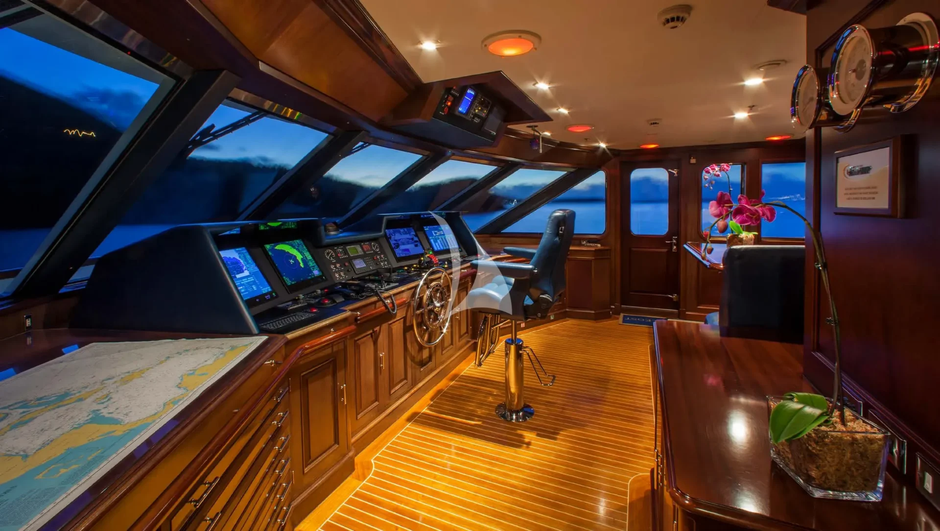 TELEOST Charter Yacht
