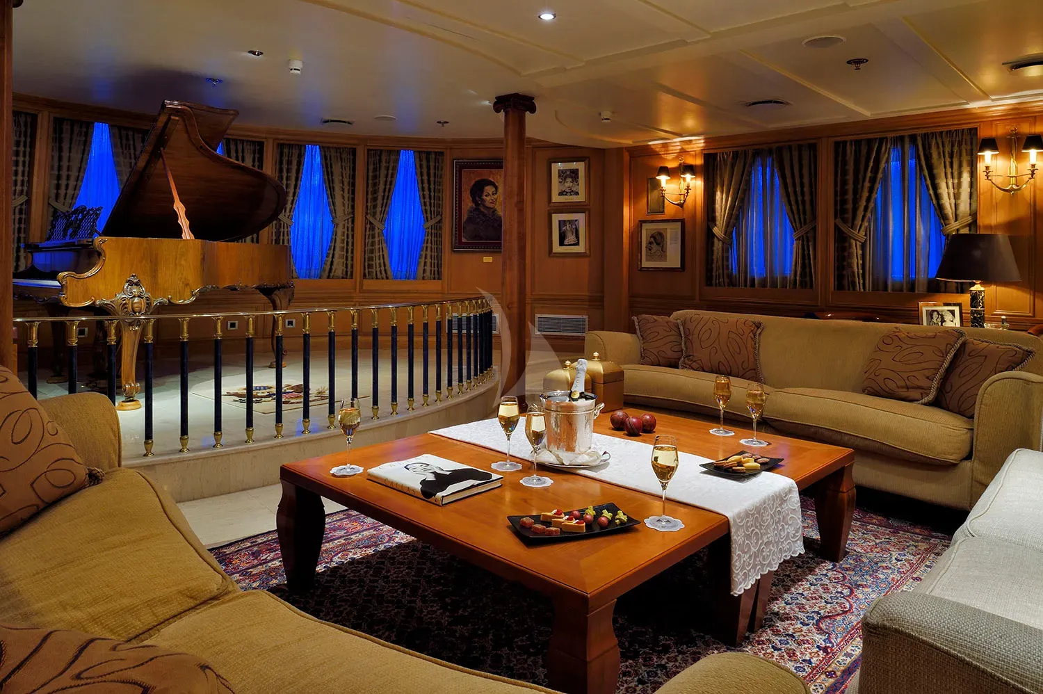 CHRISTINA O Charter Yacht