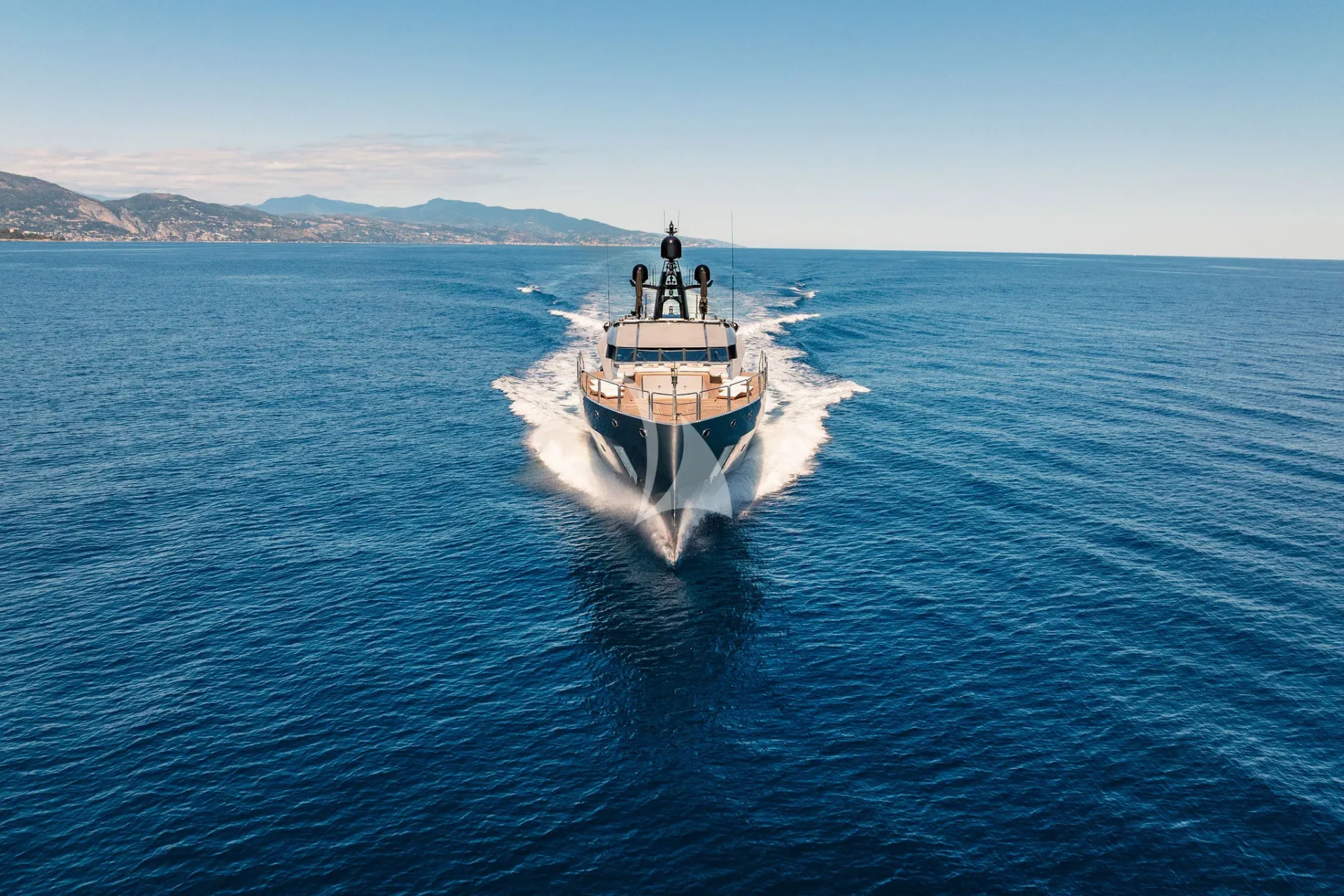 DB9 Charter Yacht