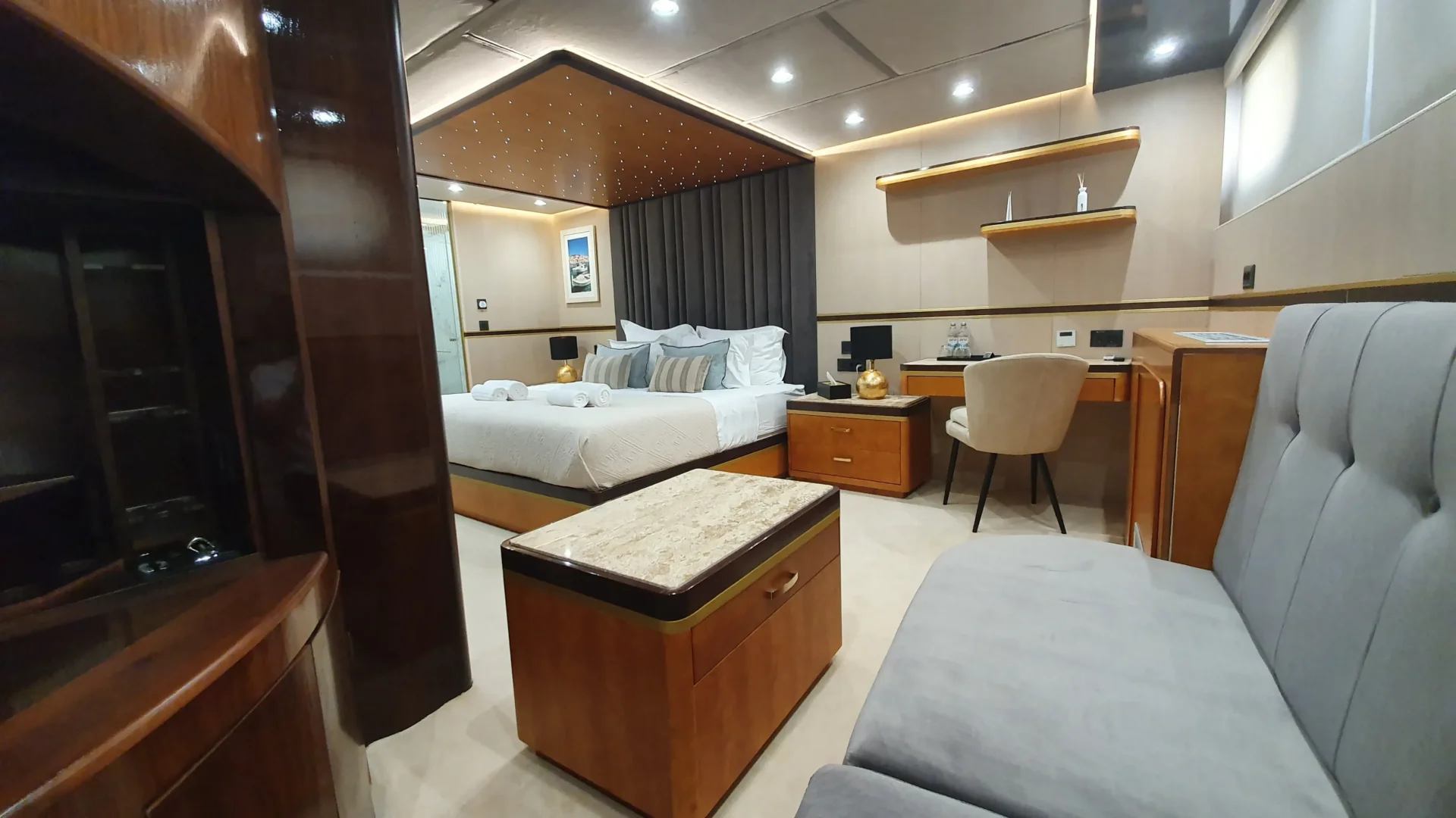 Life is Good Charter Yacht