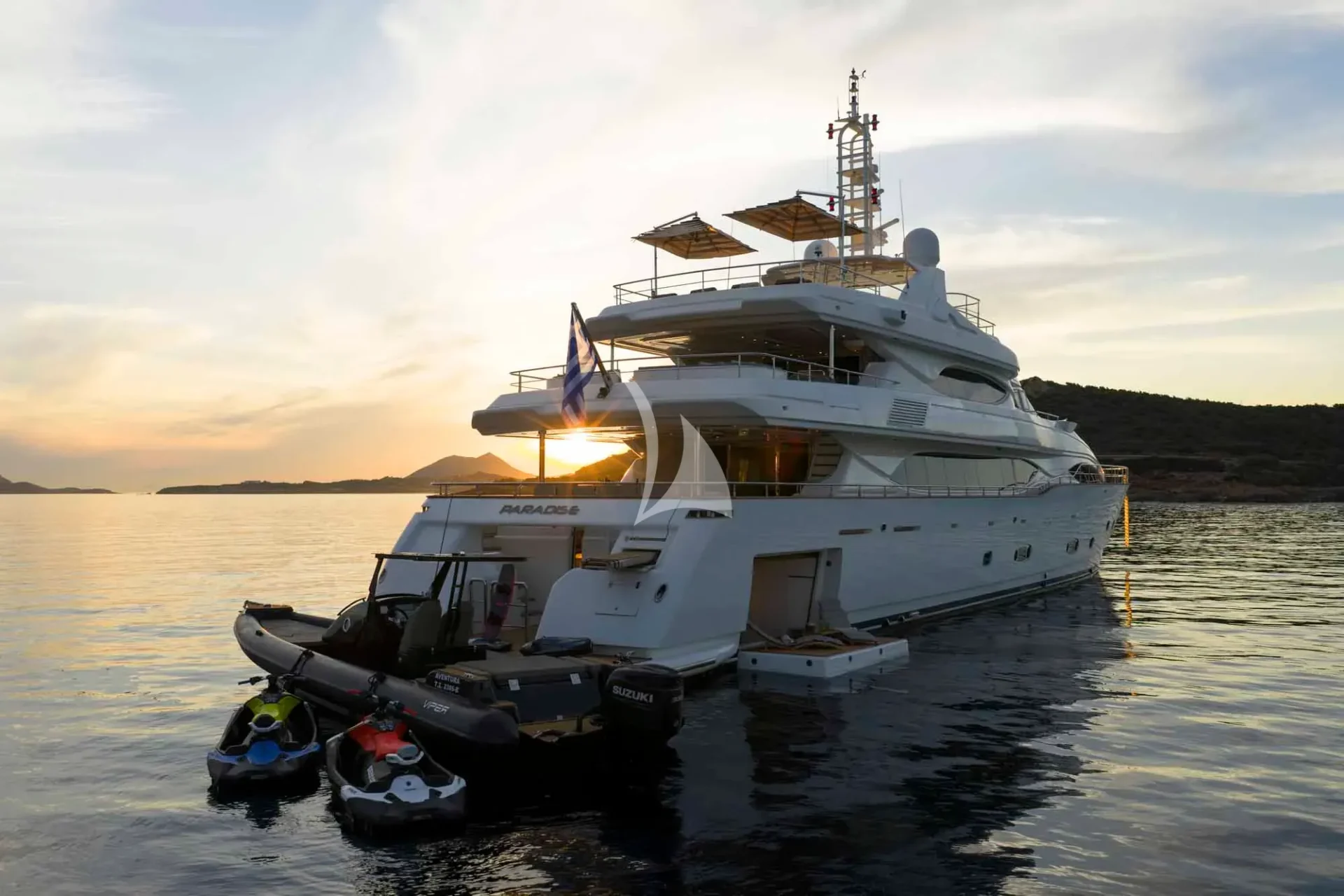 PARADISE Charter Yacht