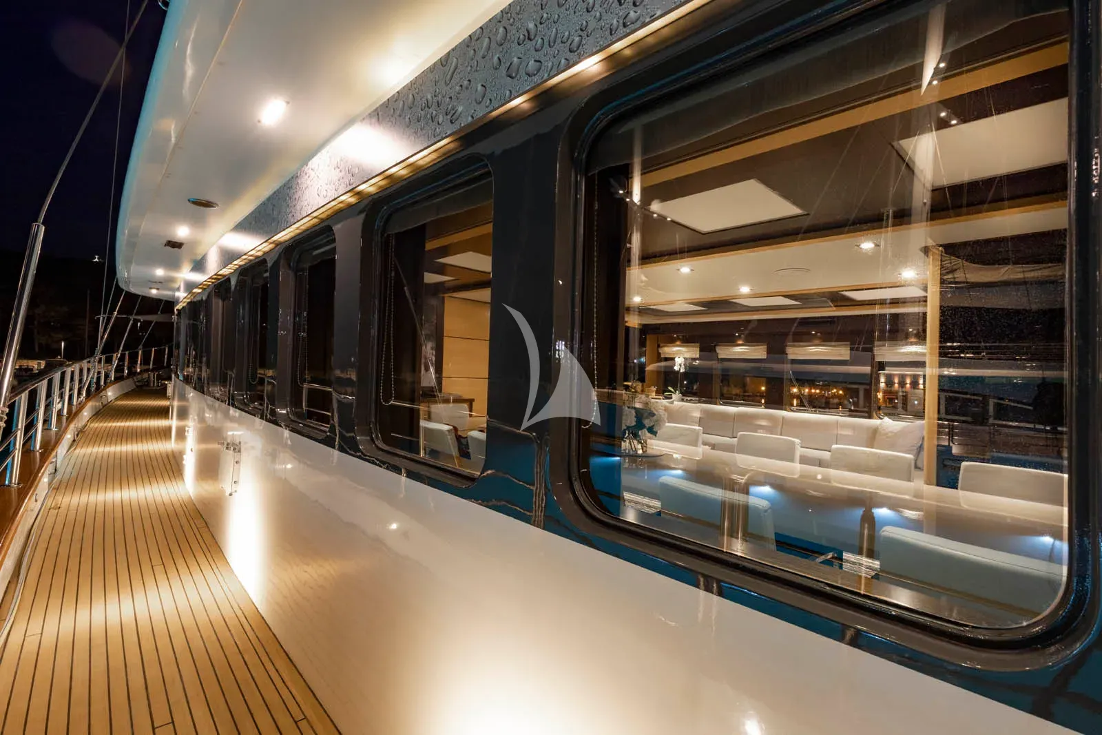 ACAPELLA Charter Yacht