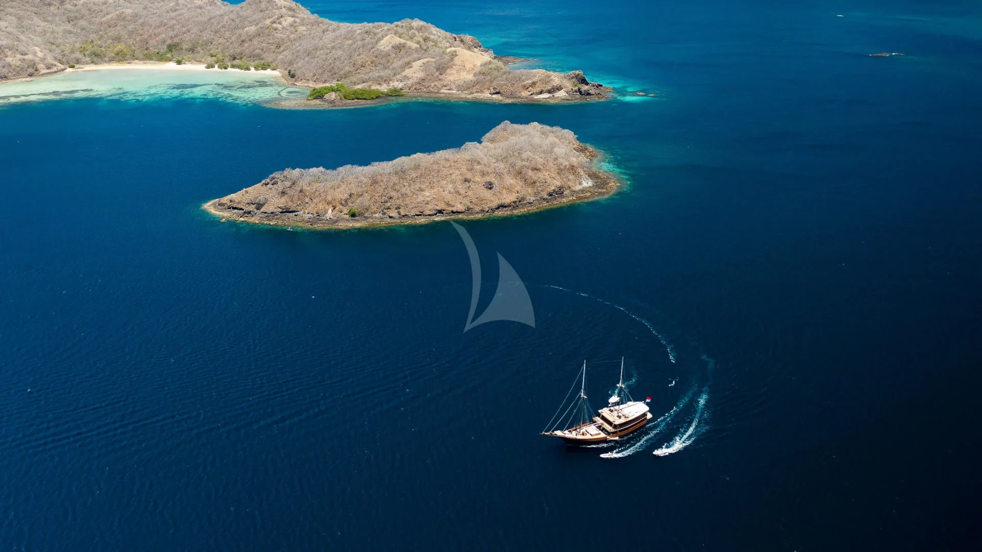 DUNIA BARU Charter Yacht