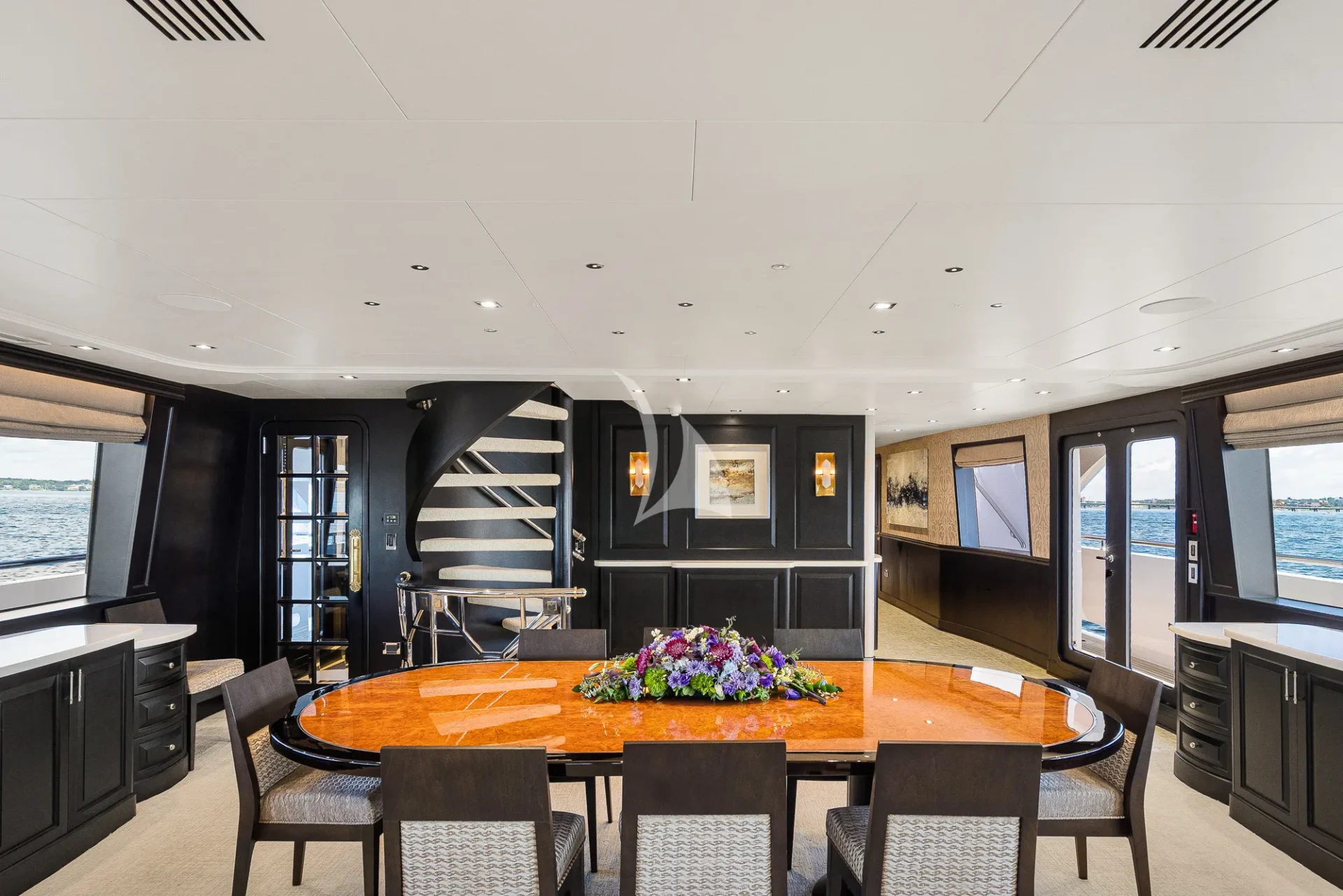 TANZANITE Charter Yacht