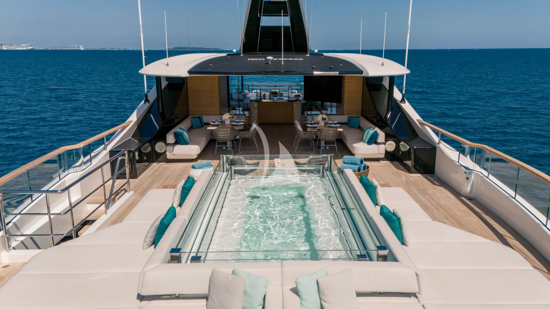 C Charter Yacht