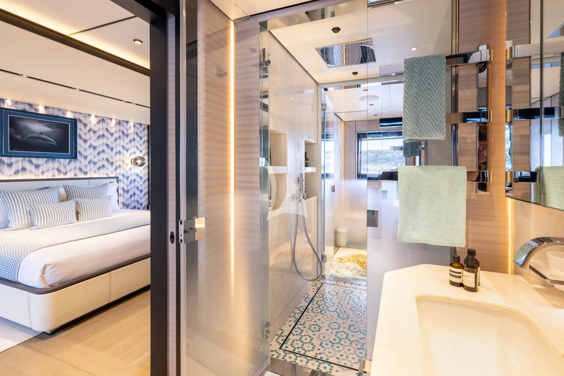 SUI GENERIS Charter Yacht