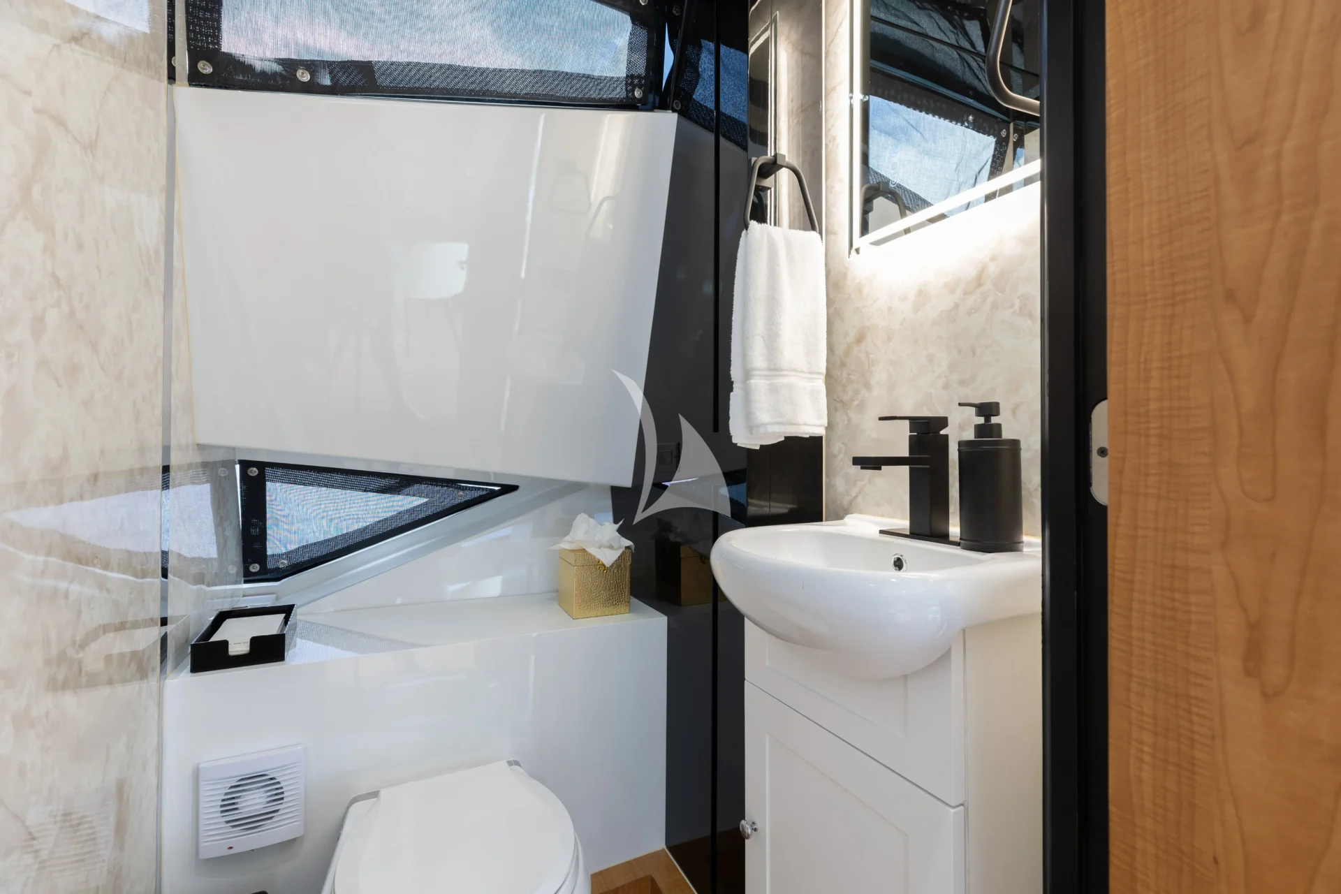 VELOCITY Charter Yacht