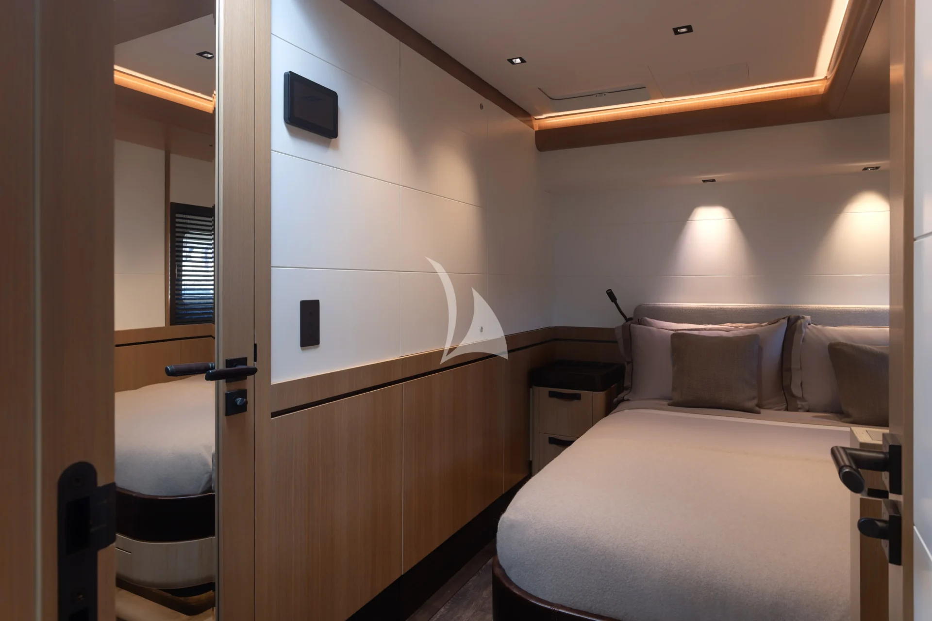 PERSEVERANCE 1 Charter Yacht