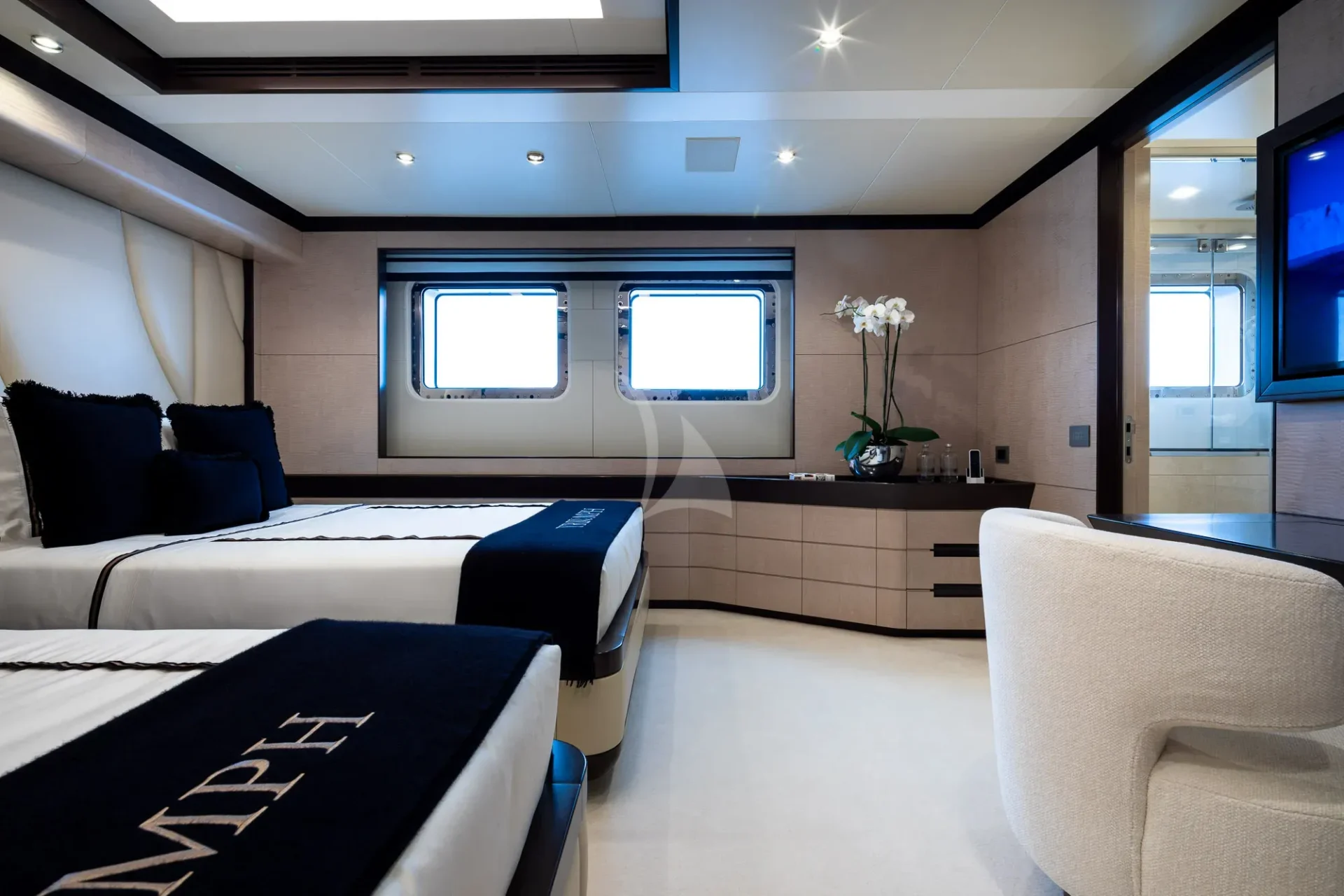 TRIUMPH Charter Yacht