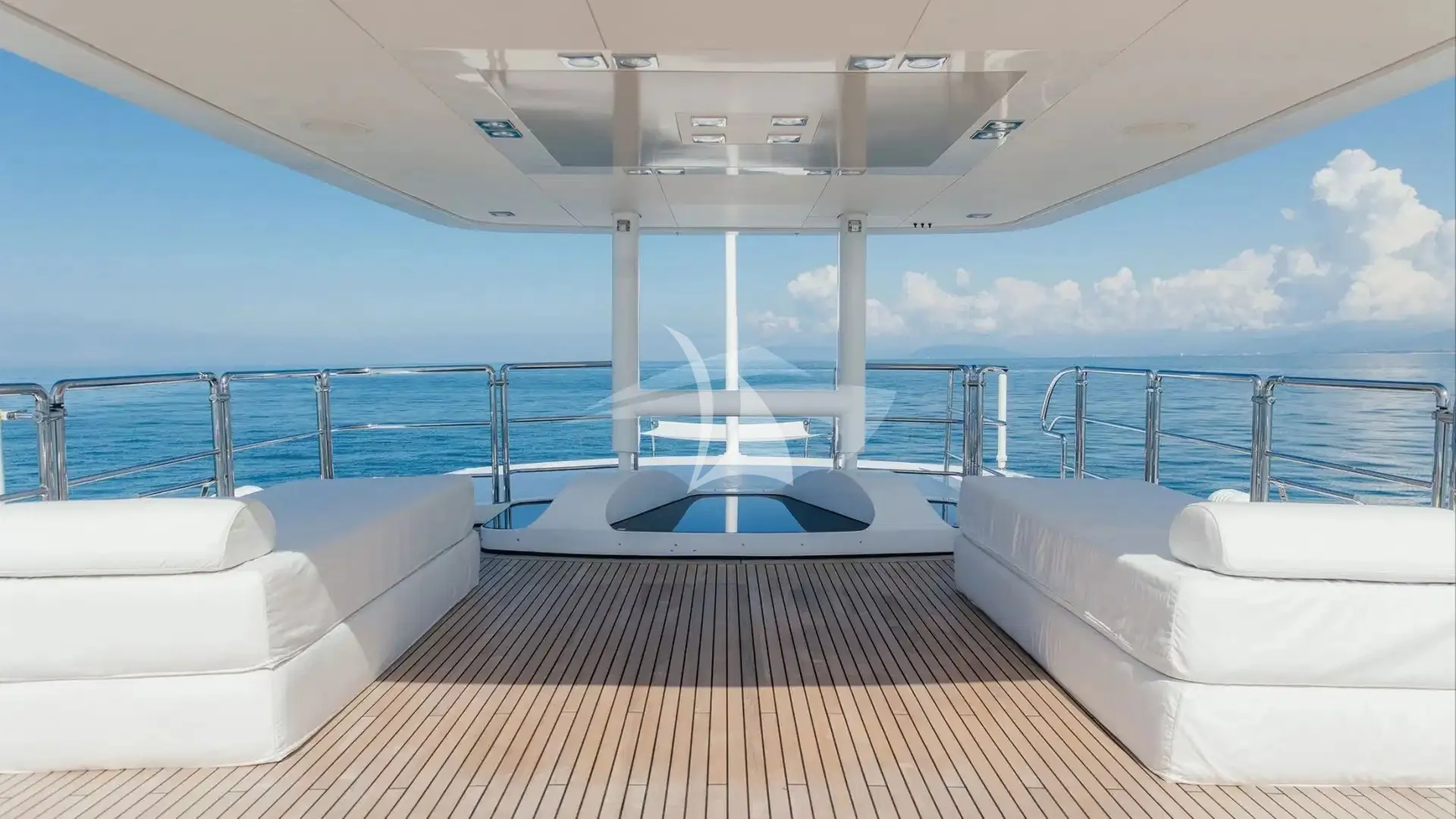 LADY IN BLUE Charter Yacht