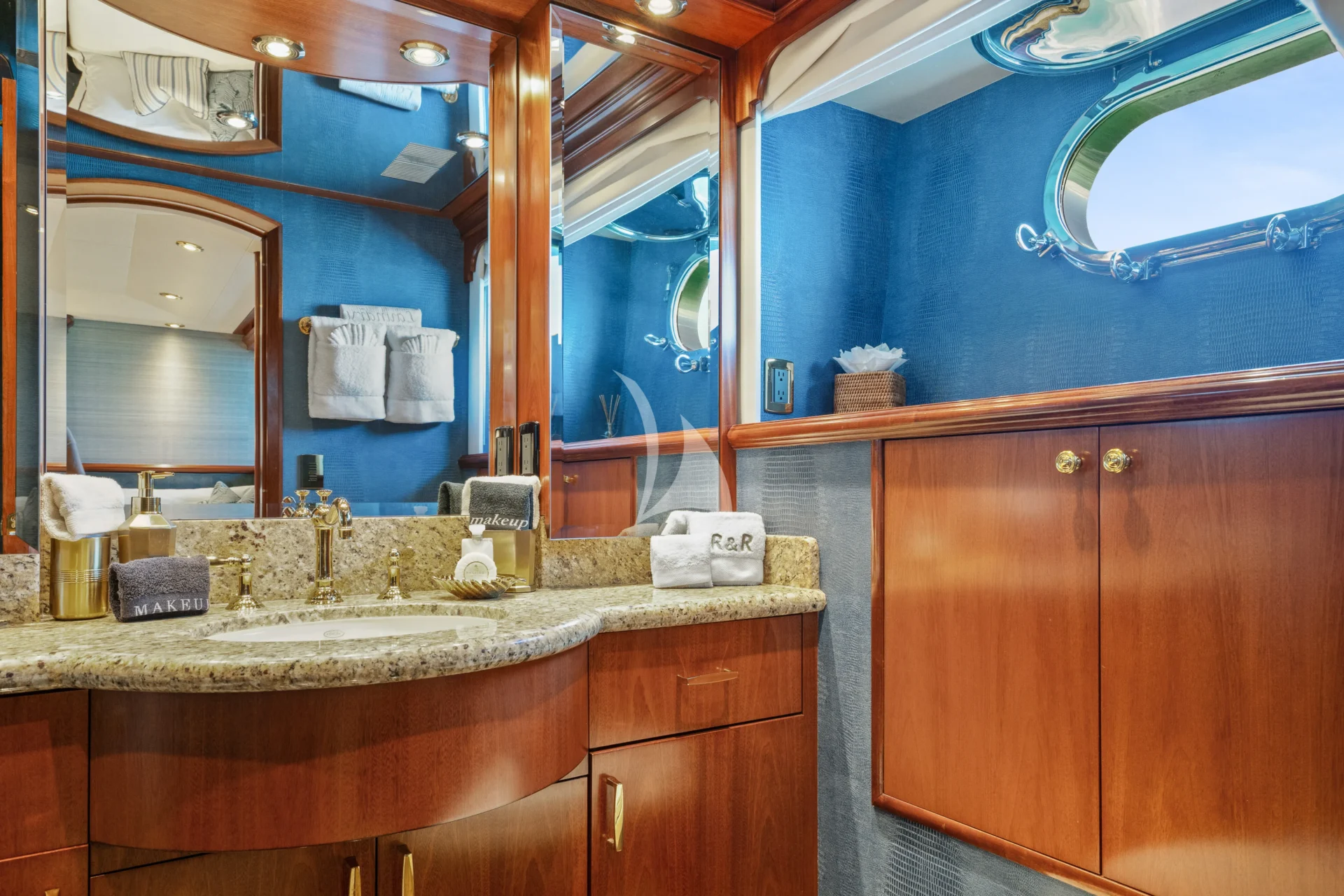 RISK & REWARD Charter Yacht