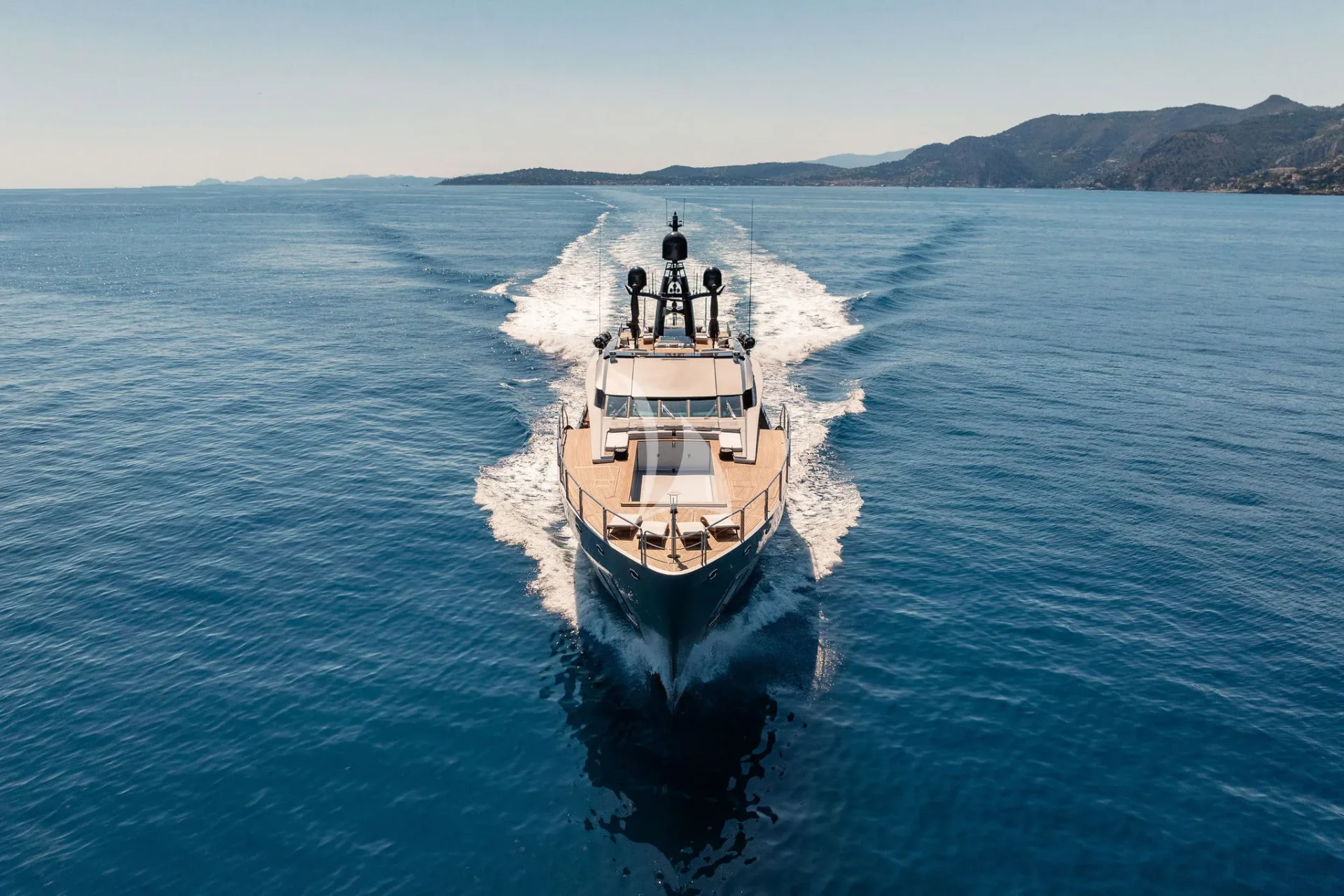 DB9 Charter Yacht