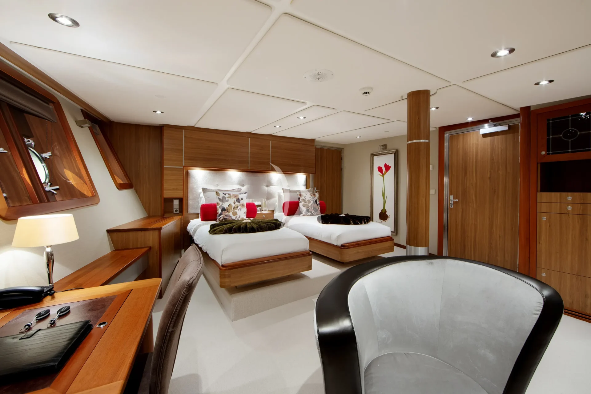SHERAKHAN Charter Yacht