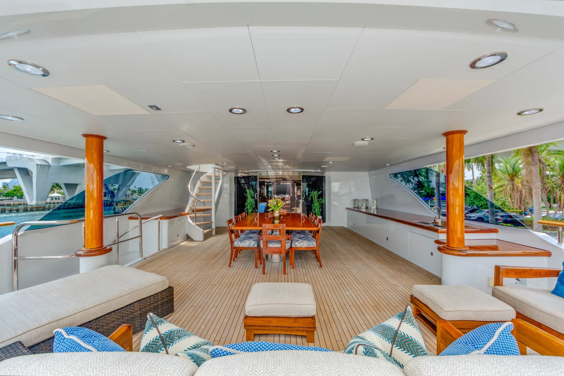 ASPEN ALTERNATIVE Charter Yacht