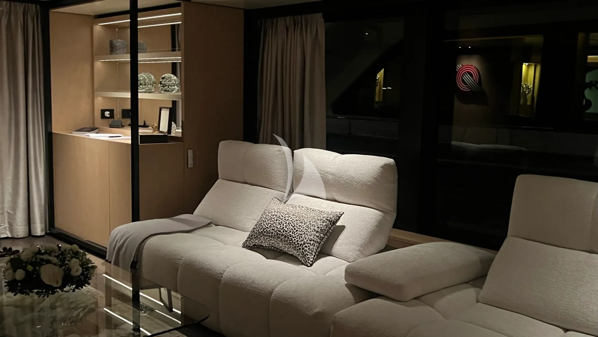 FLORI Charter Yacht