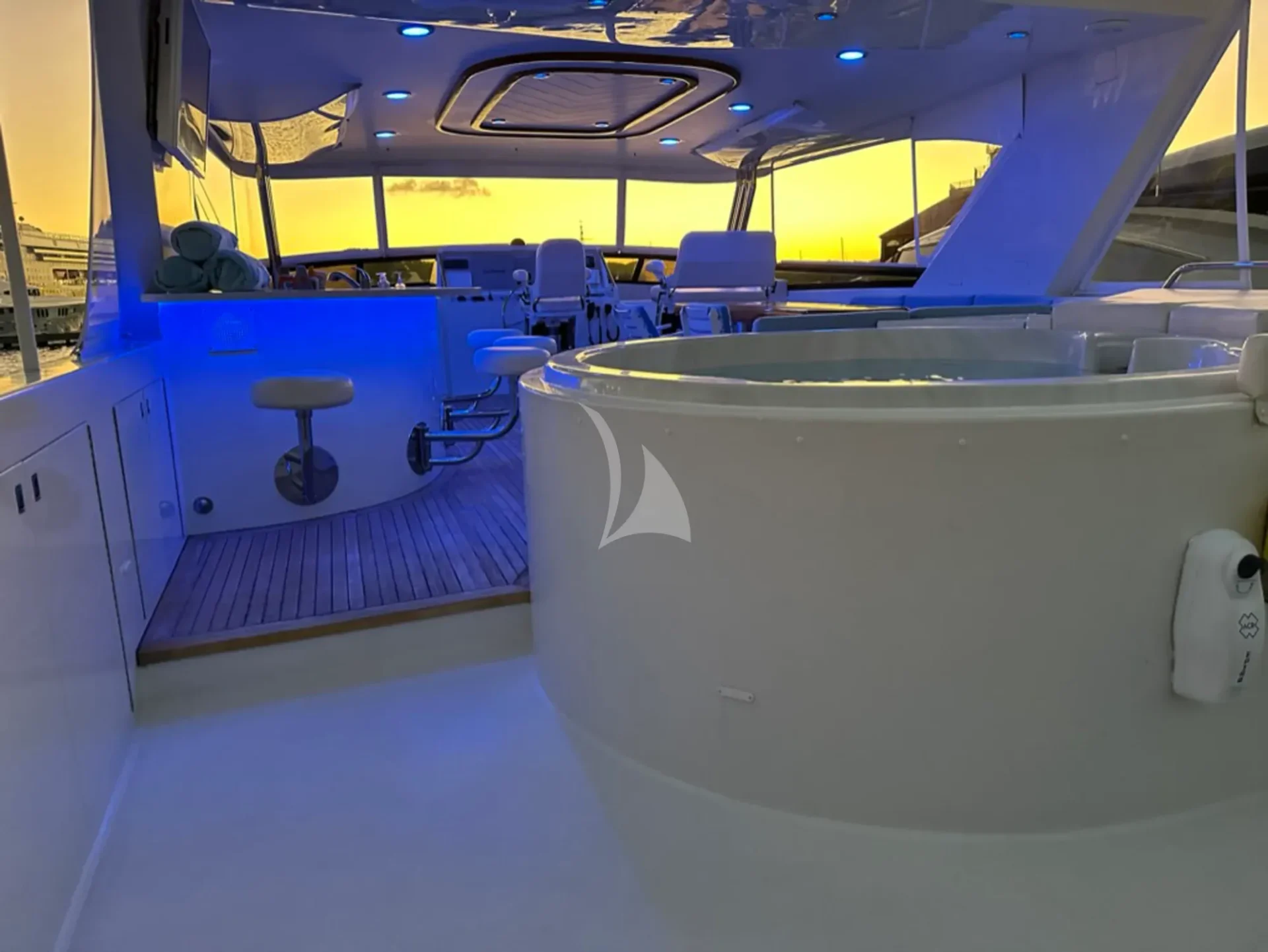 ISLAND GIRL Charter Yacht