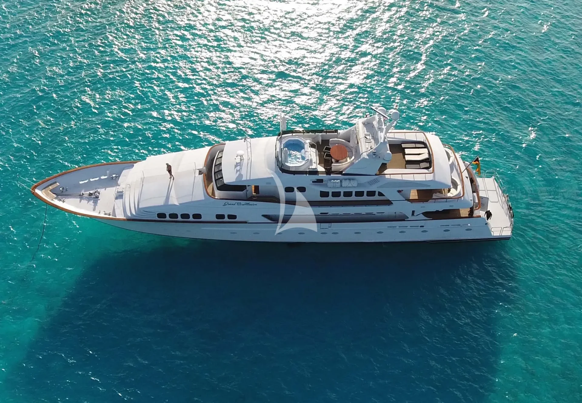 GRAND ILLUSION Charter Yacht