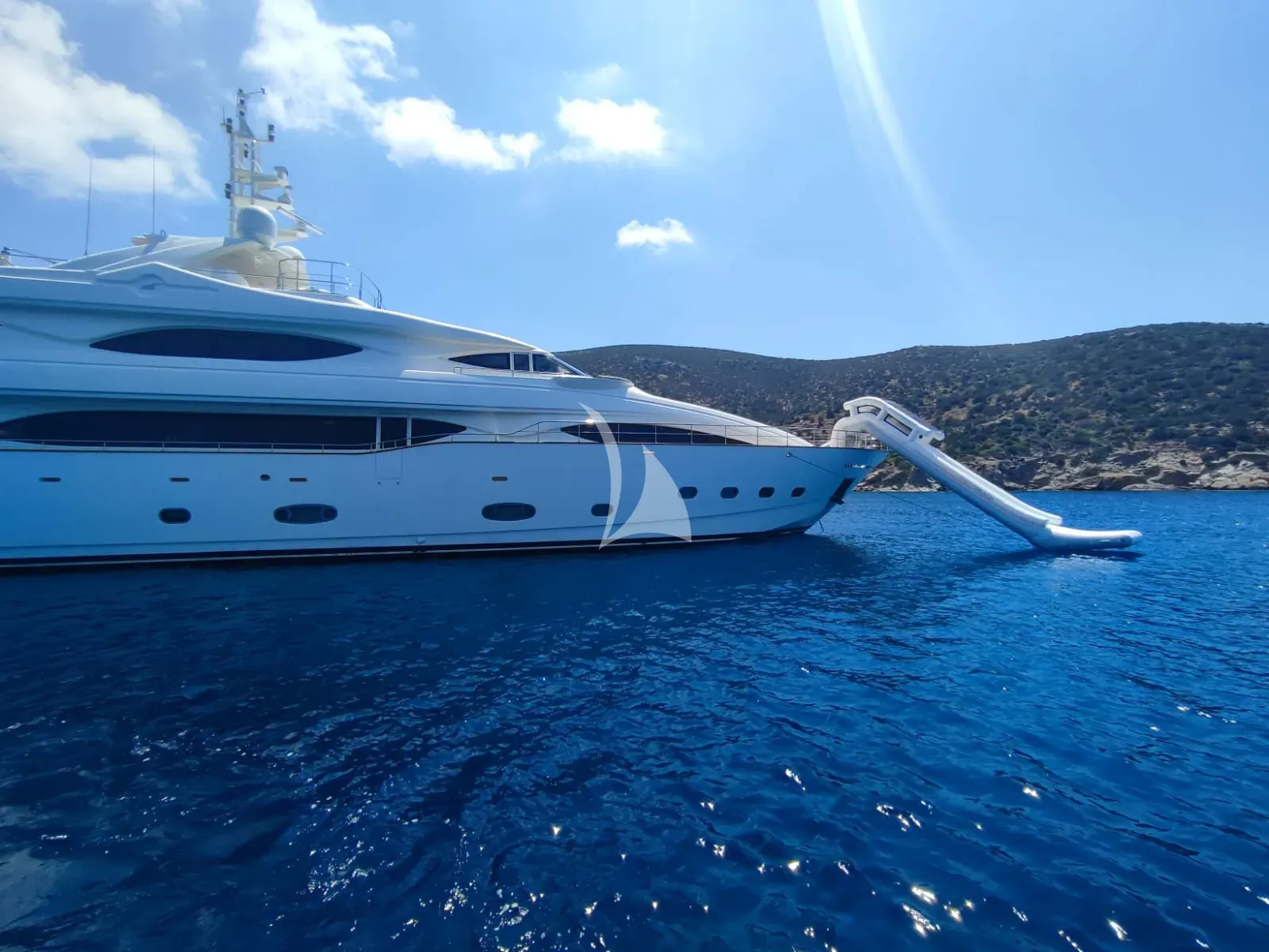 PARADISE Charter Yacht