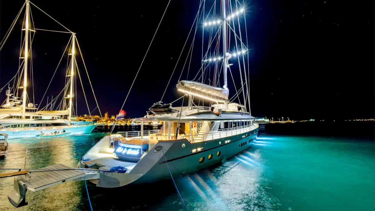 Life is Good Charter Yacht