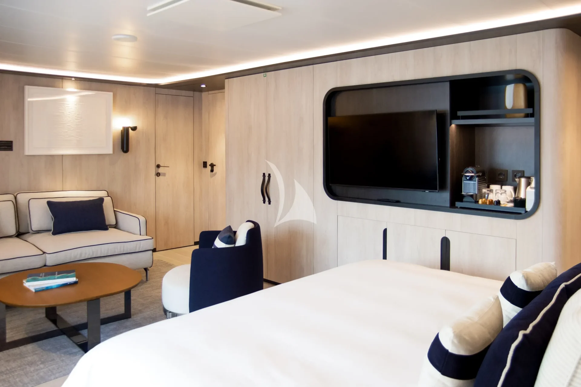 LE PONANT Charter Yacht
