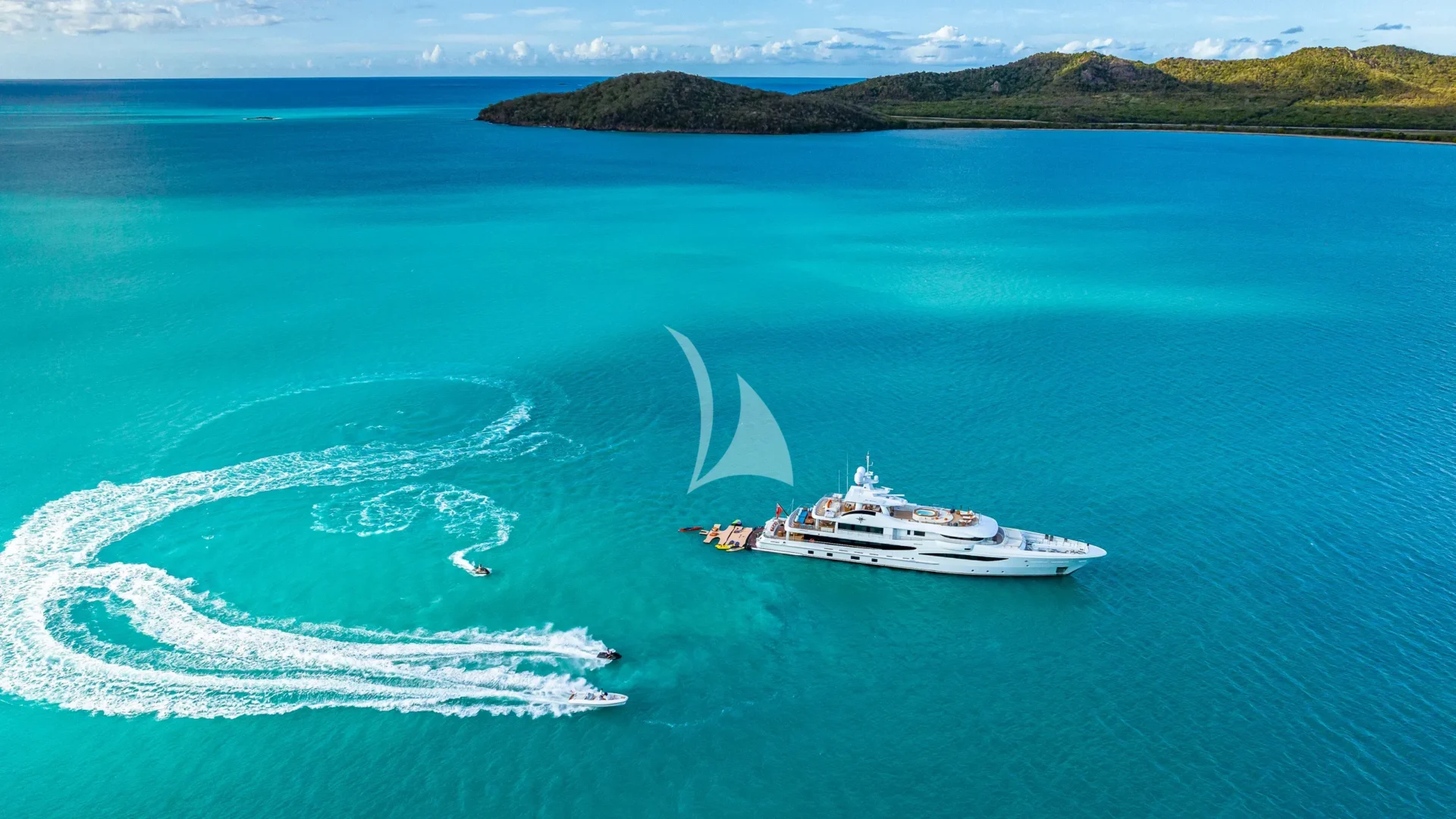 DEEP BLUE Charter Yacht