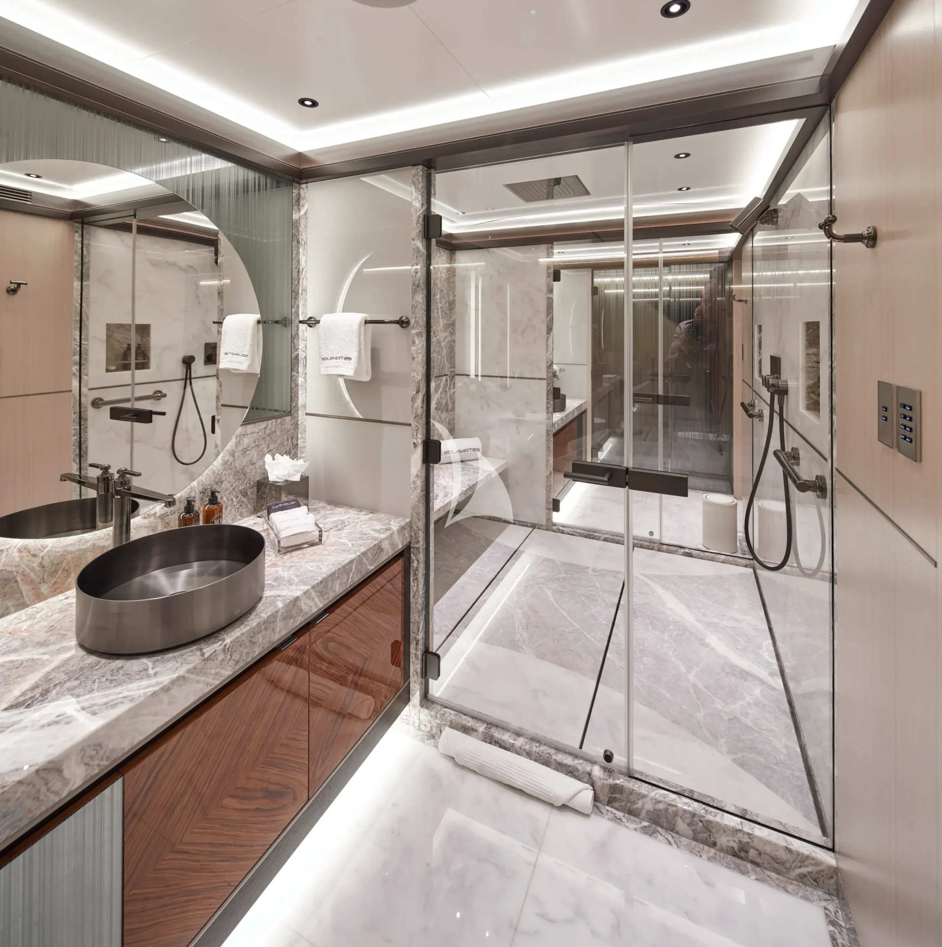 Solemates Charter Yacht