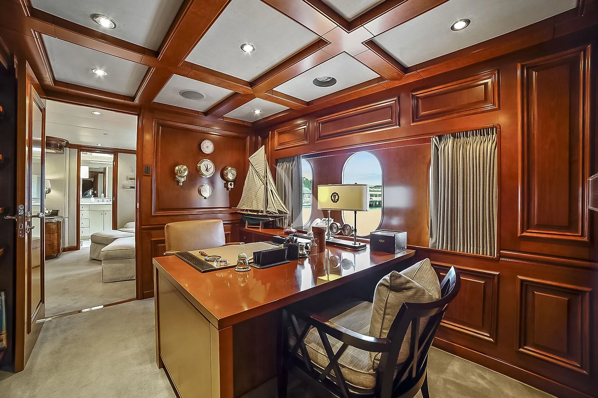 ARTEMIS Charter Yacht