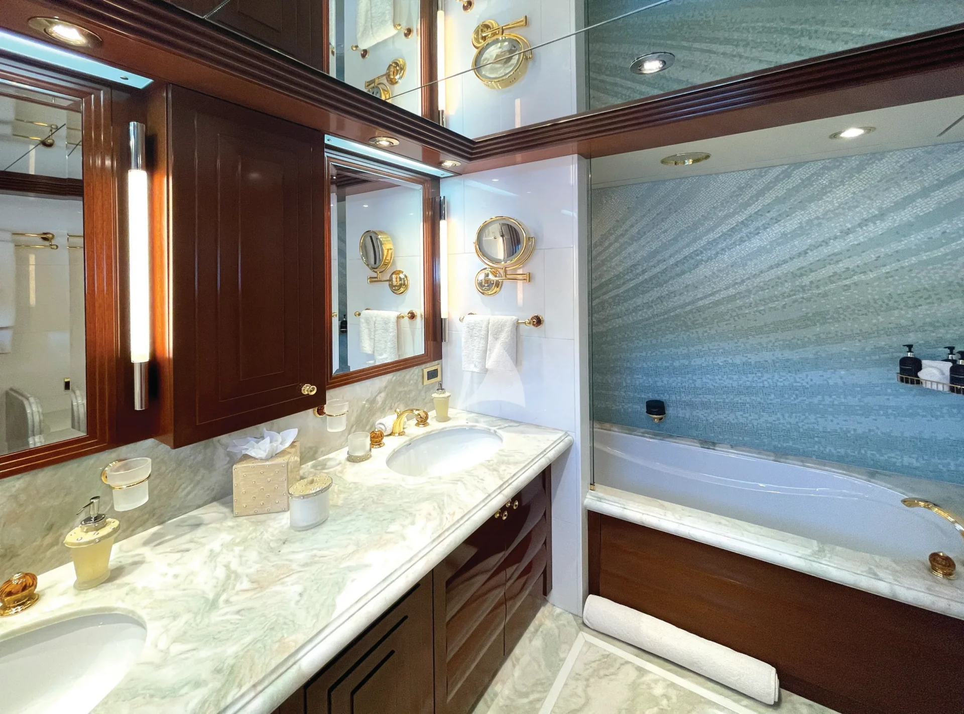 BLUE MOON Charter Yacht